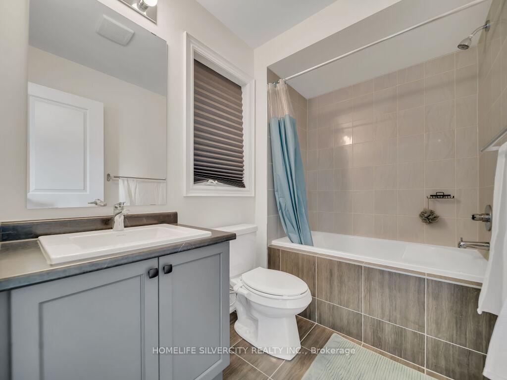 Photo 26 of 15 Puffin Crescent, Brampton, Sandringham-Wellington North — HOMEH
