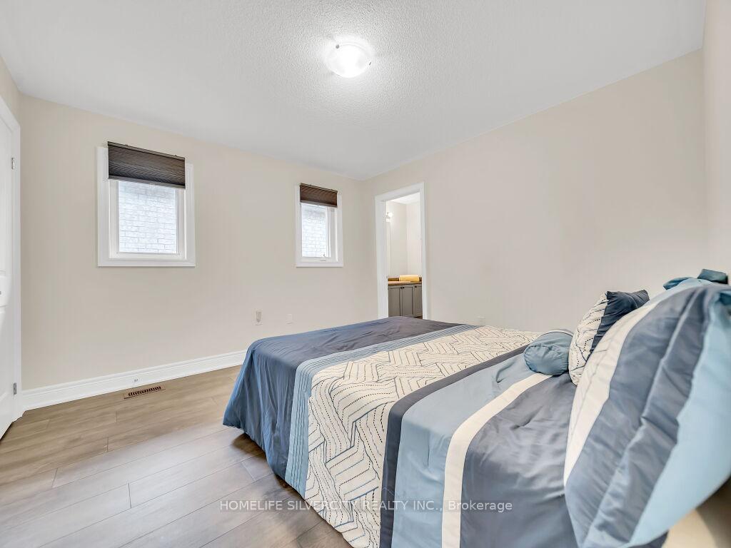 Photo 27 of 15 Puffin Crescent, Brampton, Sandringham-Wellington North — HOMEH