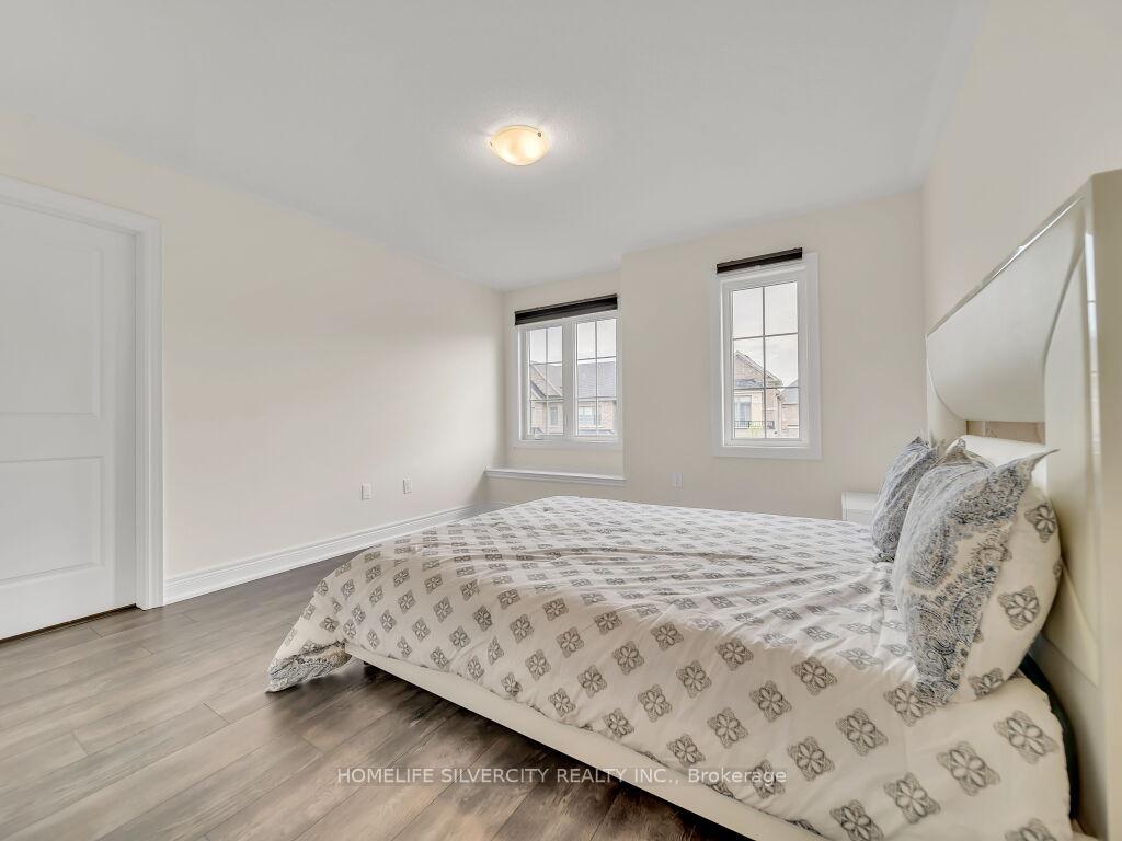 Photo 31 of 15 Puffin Crescent, Brampton, Sandringham-Wellington North — HOMEH