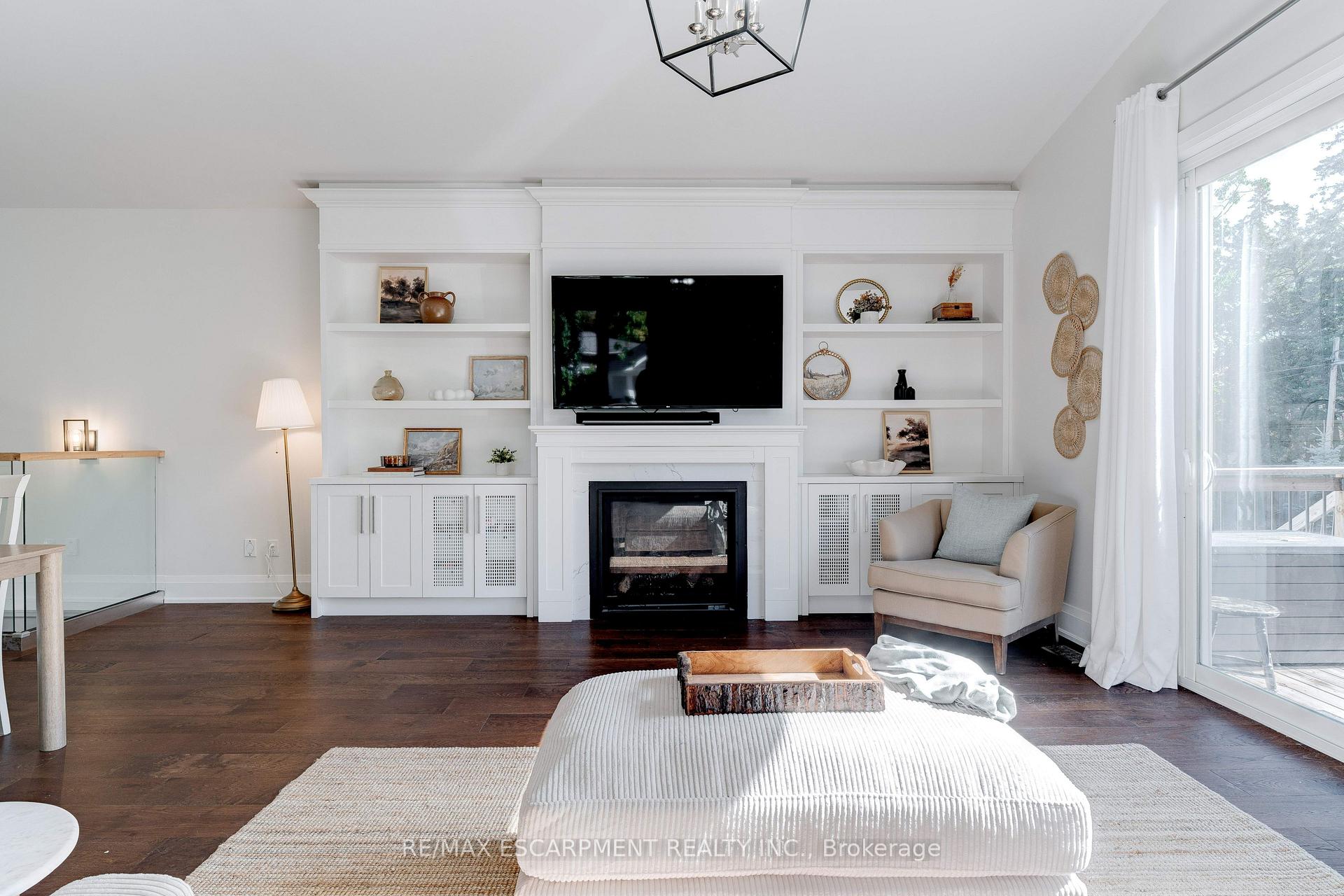 Photo 9 of 296 Kent Crescent, Burlington, Appleby — HOMEH