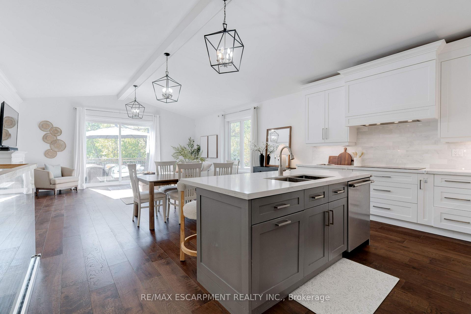 Photo 10 of 296 Kent Crescent, Burlington, Appleby — HOMEH