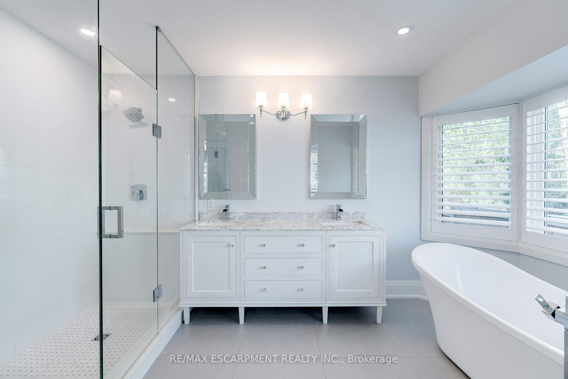 Photo 14 of 296 Kent Crescent, Burlington, Appleby — HOMEH