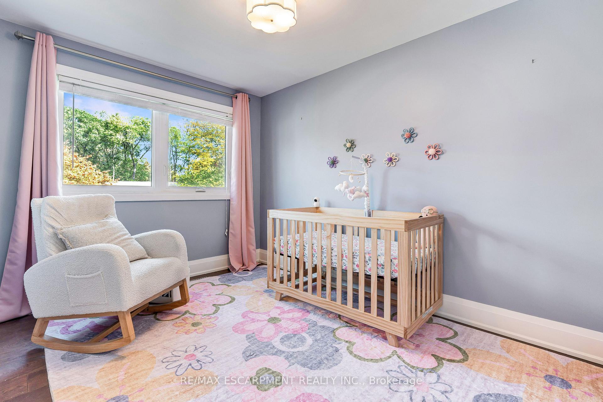 Photo 18 of 296 Kent Crescent, Burlington, Appleby — HOMEH