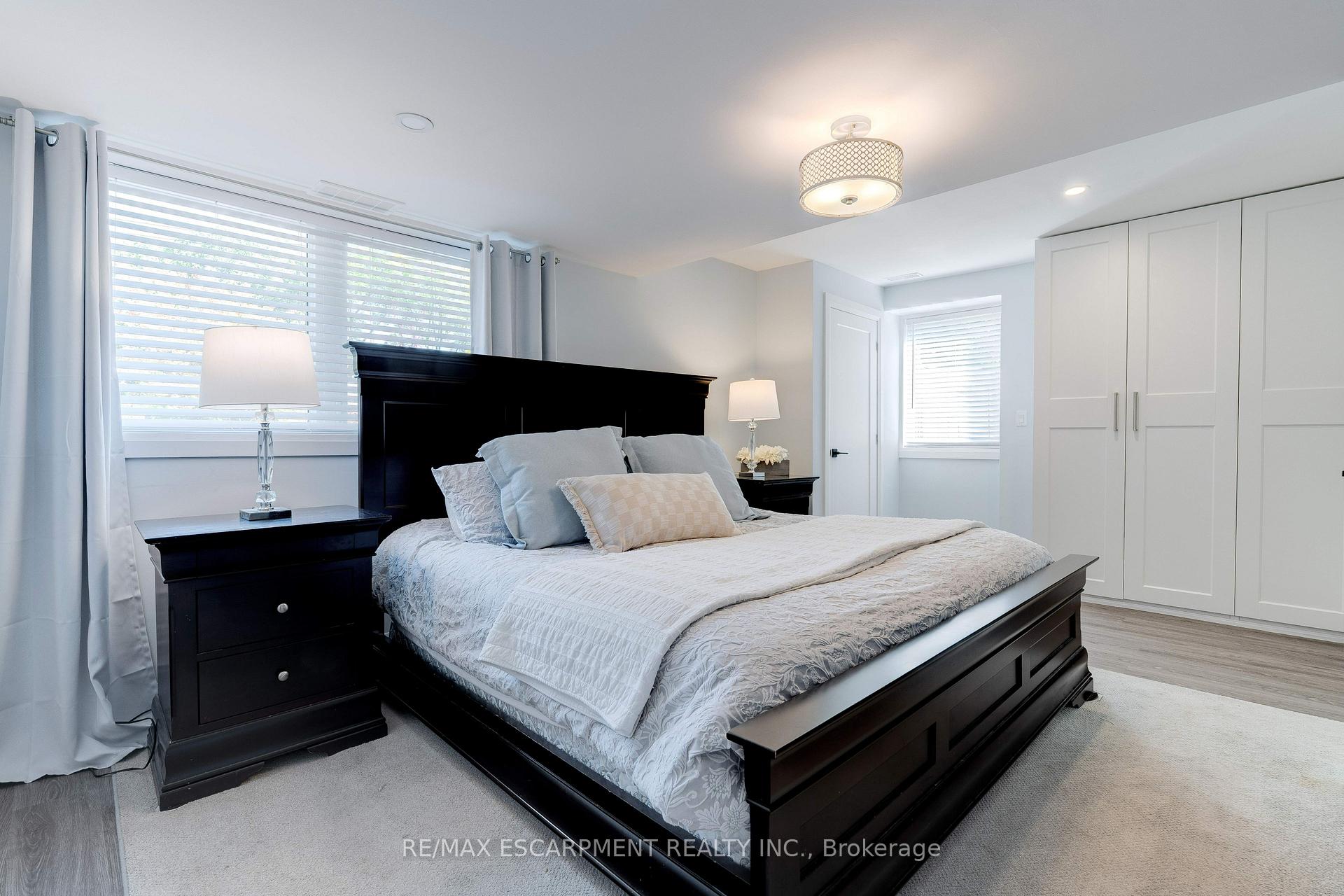 Photo 38 of 296 Kent Crescent, Burlington, Appleby — HOMEH