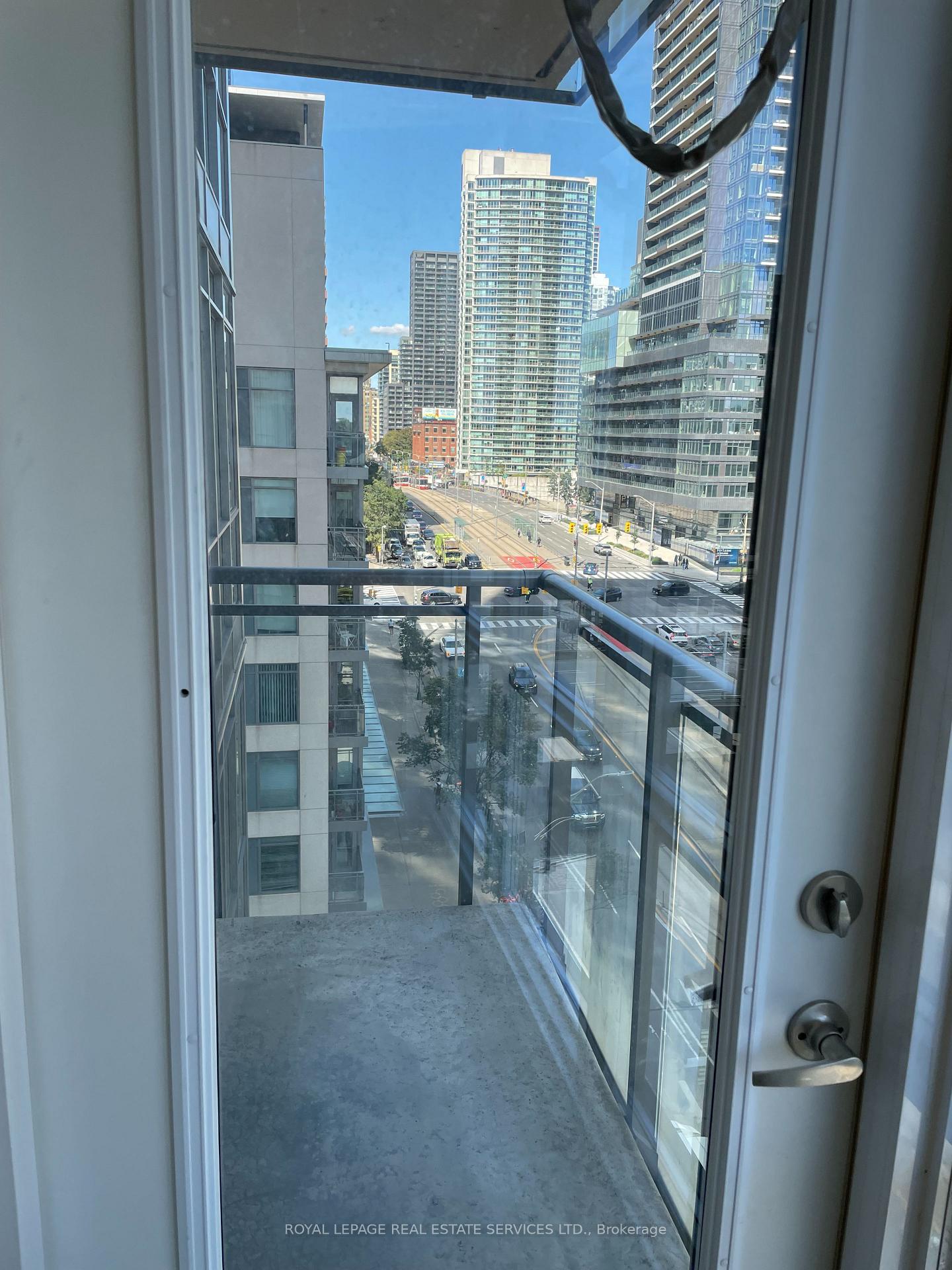 Photo 2 of Unit 907, 11 Brunel Court, Toronto, Waterfront Communities — HOMEH