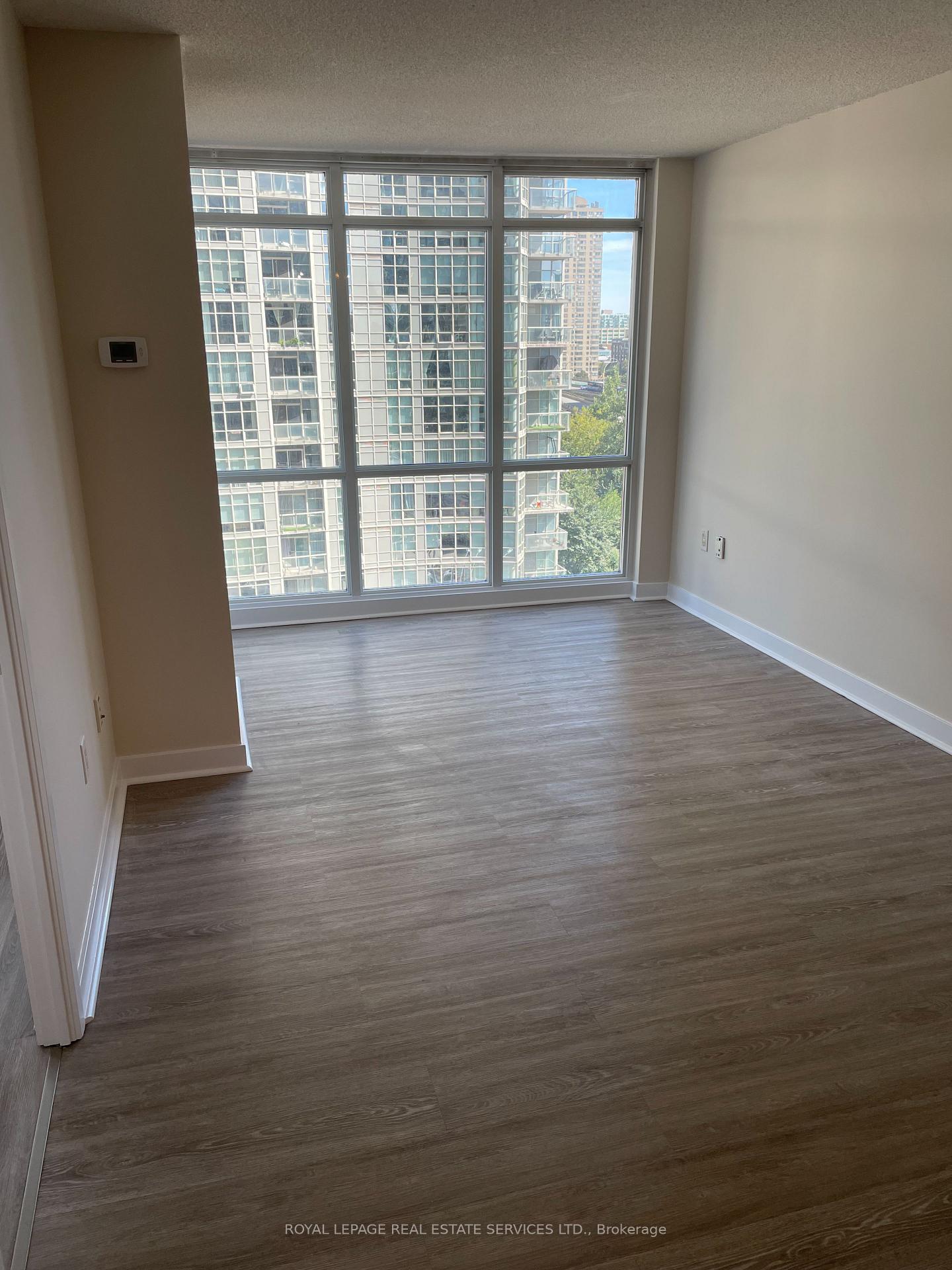 Photo 11 of Unit 907, 11 Brunel Court, Toronto, Waterfront Communities — HOMEH