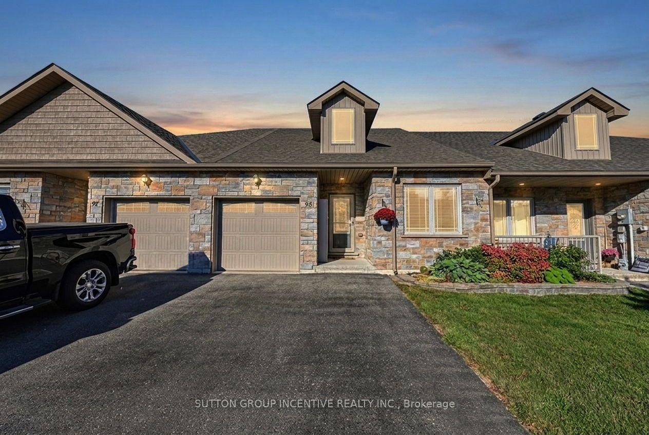Photo 2 of 95 Lucy Lane, Orillia — HOMEH
