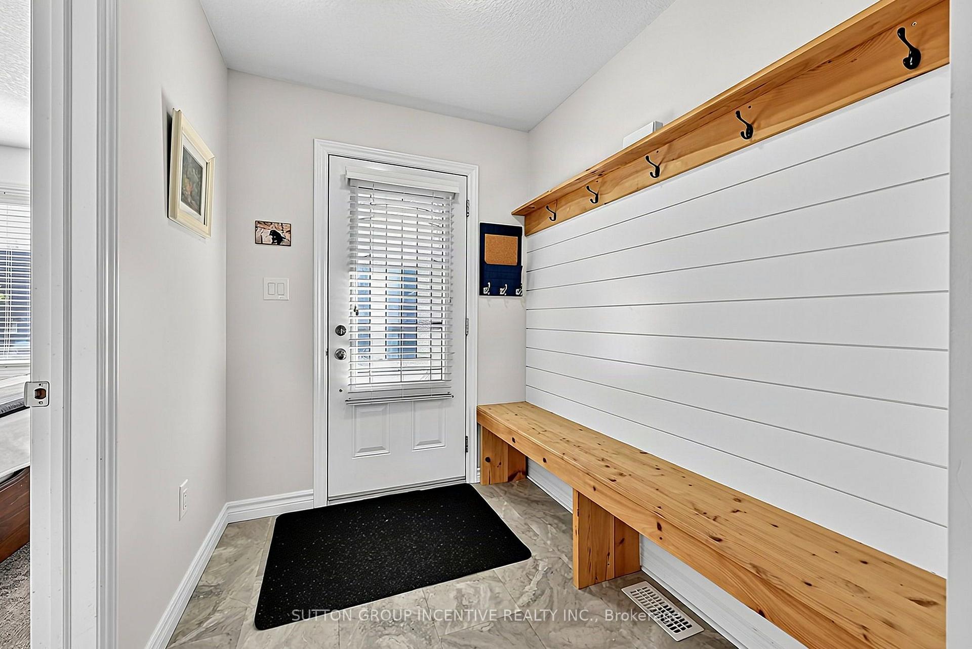 Photo 3 of 95 Lucy Lane, Orillia — HOMEH