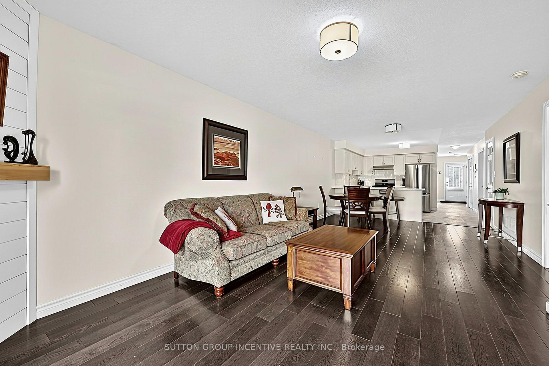 Photo 11 of 95 Lucy Lane, Orillia — HOMEH