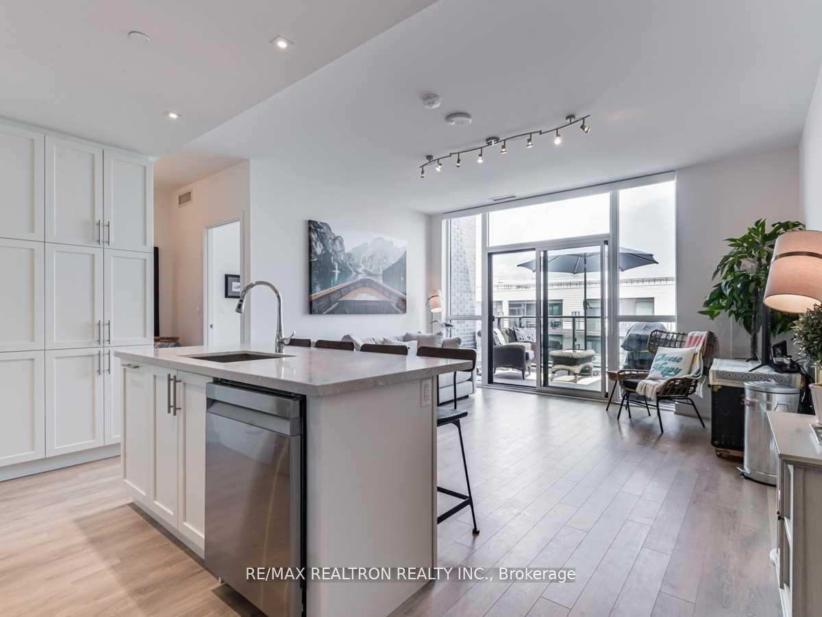 Photo of Unit 413, 375 Sea Ray Avenue