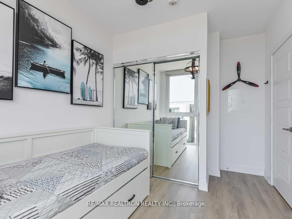 Photo 23 of Unit 413, 375 Sea Ray Avenue, Innisfil, Rural Innisfil — HOMEH