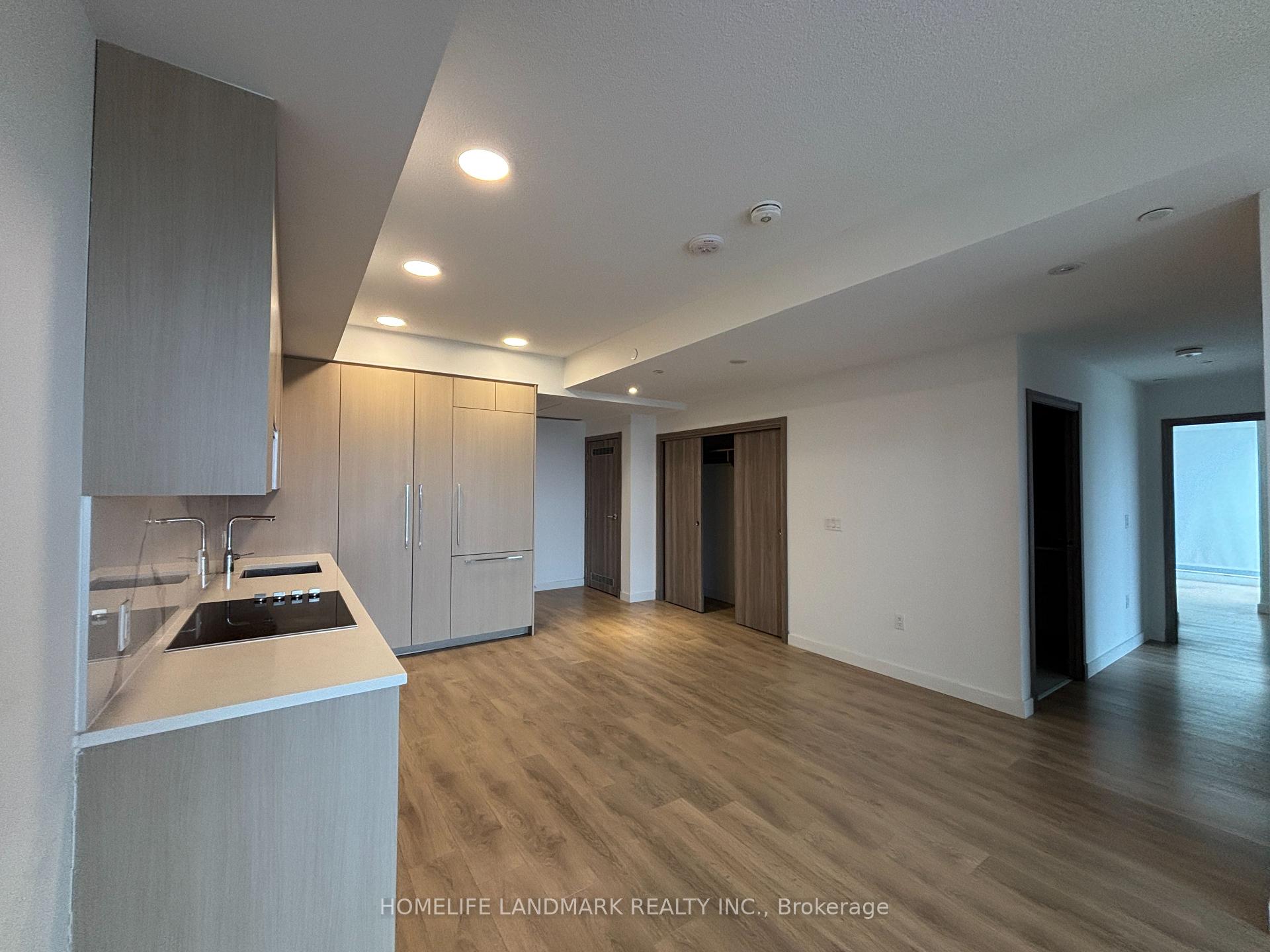Photo 7 of Unit 3007, 27 Mcmahon Drive, North York, Bayview Village — HOMEH