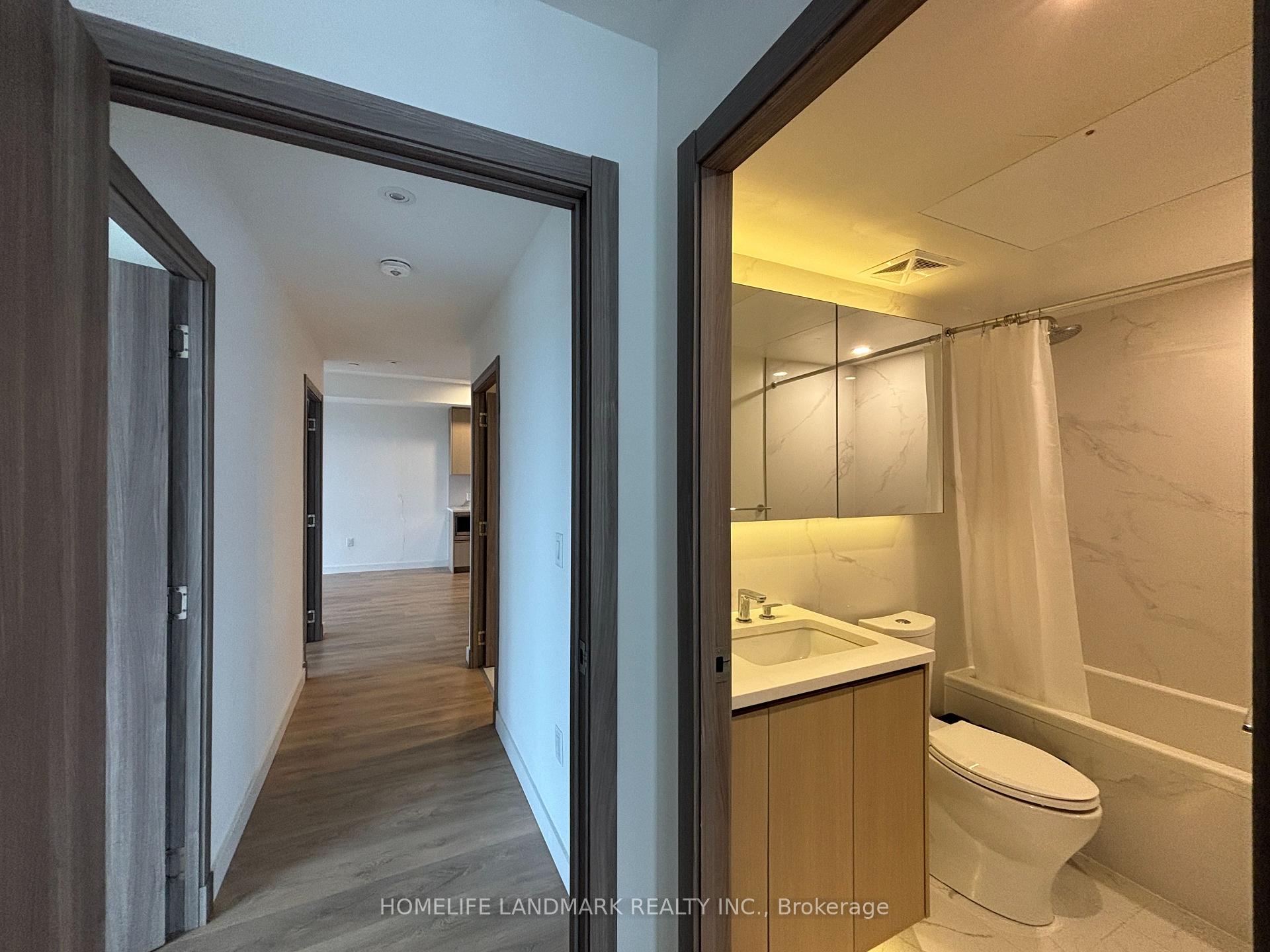 Photo 16 of Unit 3007, 27 Mcmahon Drive, North York, Bayview Village — HOMEH