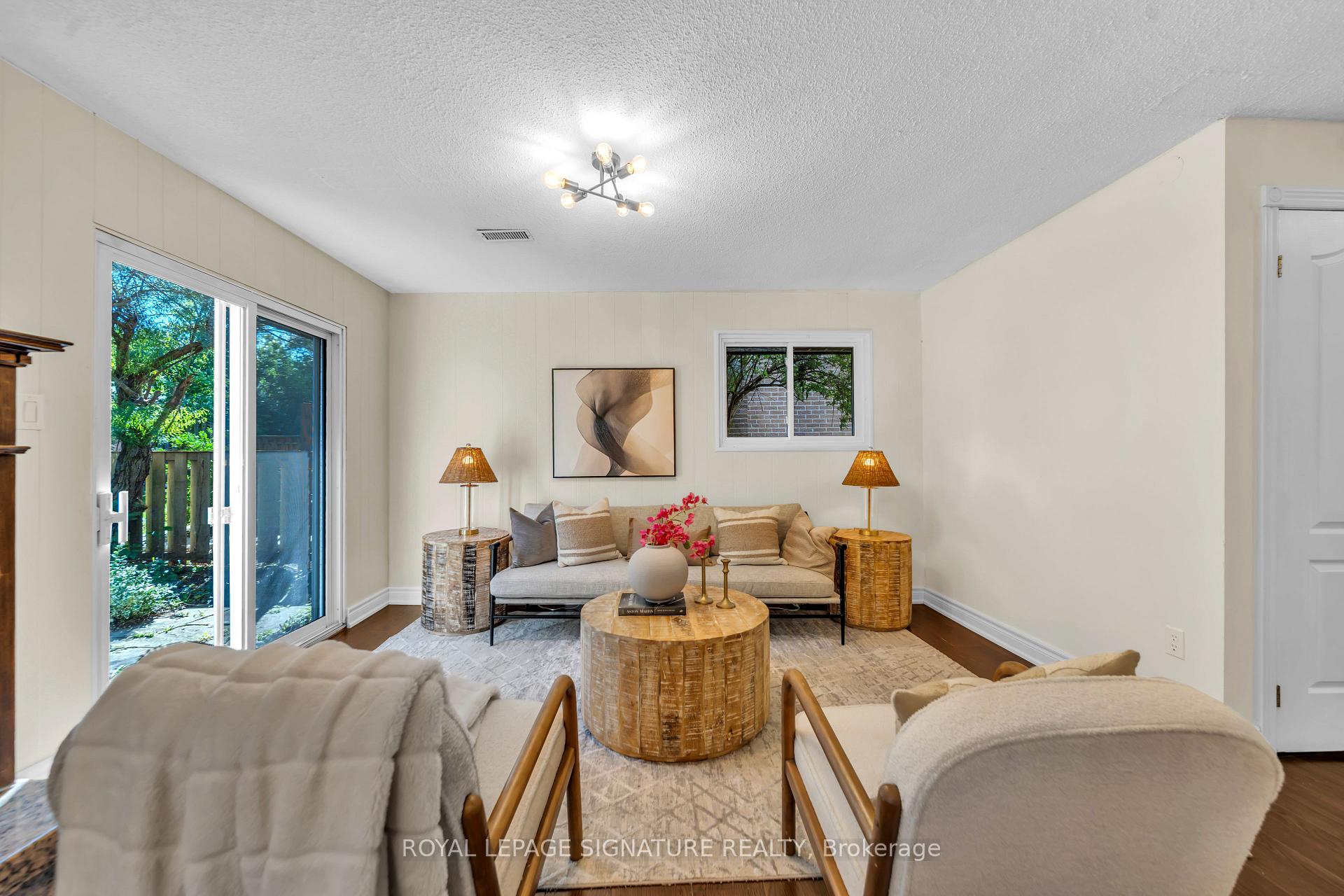 Photo 5 of 69 Silas Hill Drive, North York, Don Valley Village — HOMEH