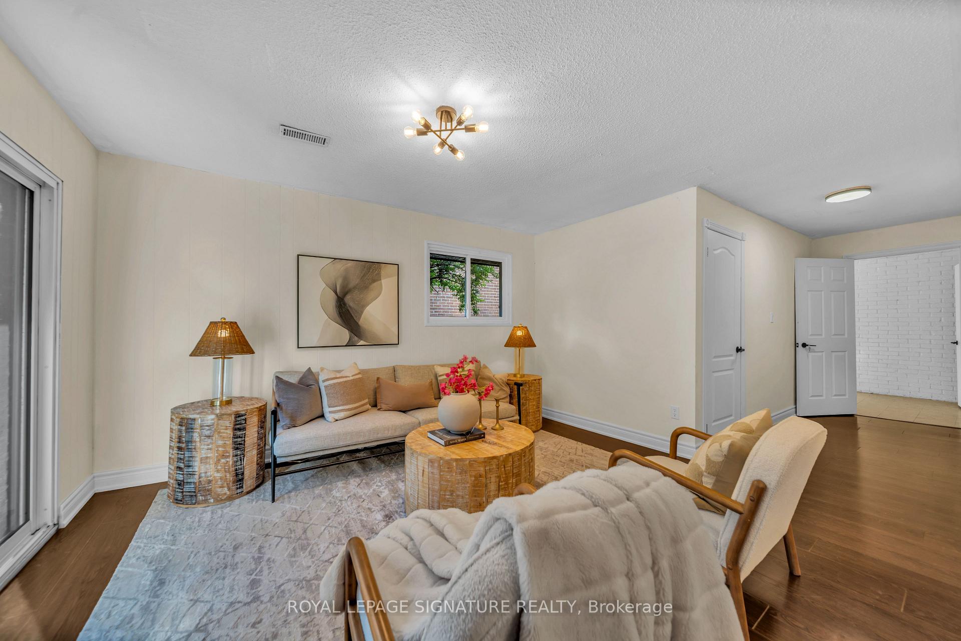 Photo 6 of 69 Silas Hill Drive, North York, Don Valley Village — HOMEH