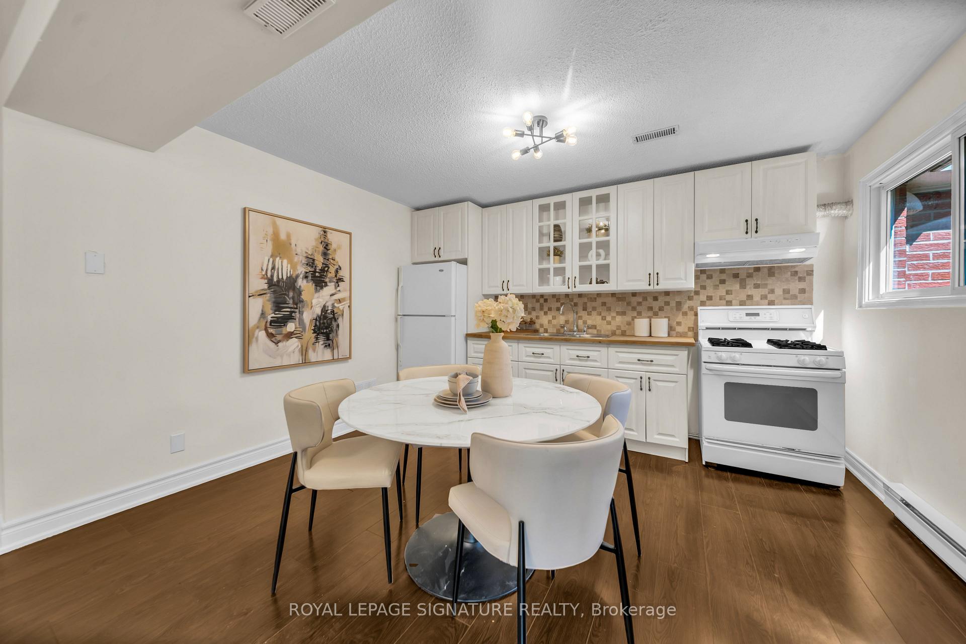 Photo 9 of 69 Silas Hill Drive, North York, Don Valley Village — HOMEH