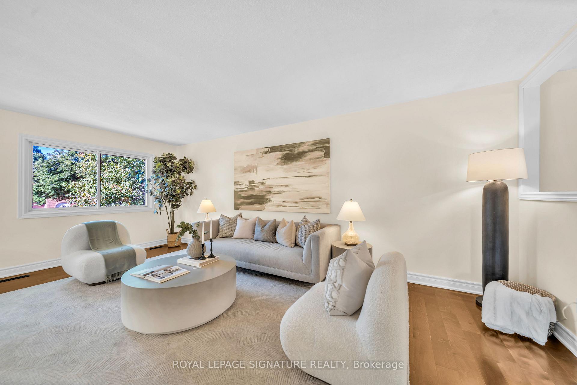 Photo 11 of 69 Silas Hill Drive, North York, Don Valley Village — HOMEH