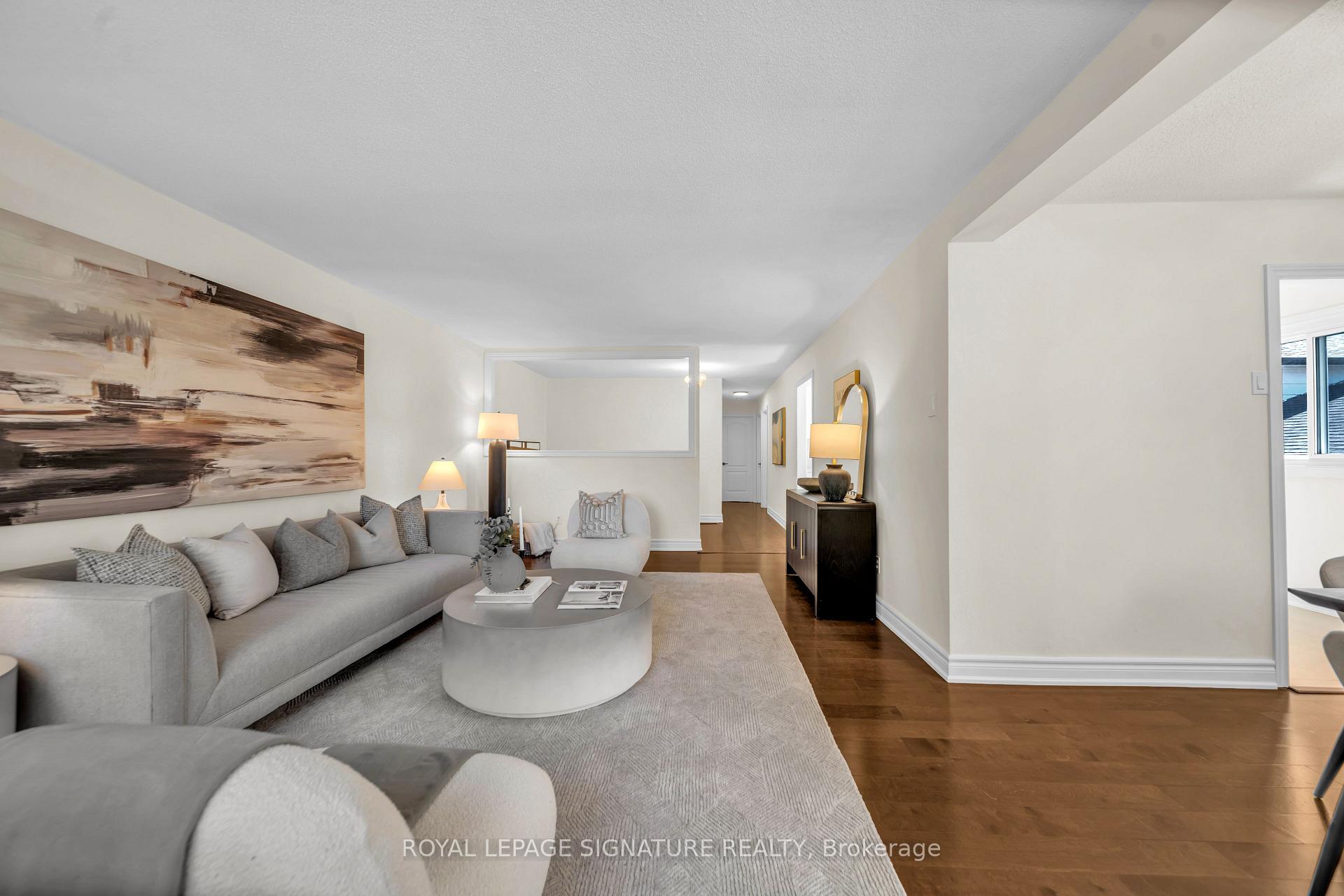 Photo 13 of 69 Silas Hill Drive, North York, Don Valley Village — HOMEH
