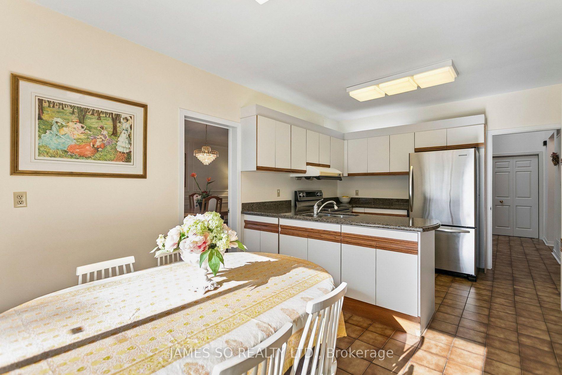 Photo 8 of 56 Ambrose Road, North York, Bayview Village — HOMEH