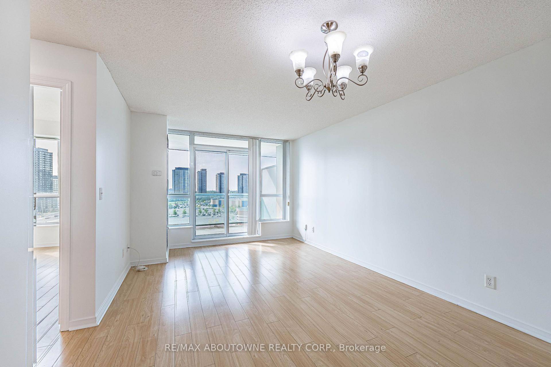 Photo 9 of Unit 1102, 2585 Erin Centre Boulevard, Mississauga, Central Erin Mills — HOMEH