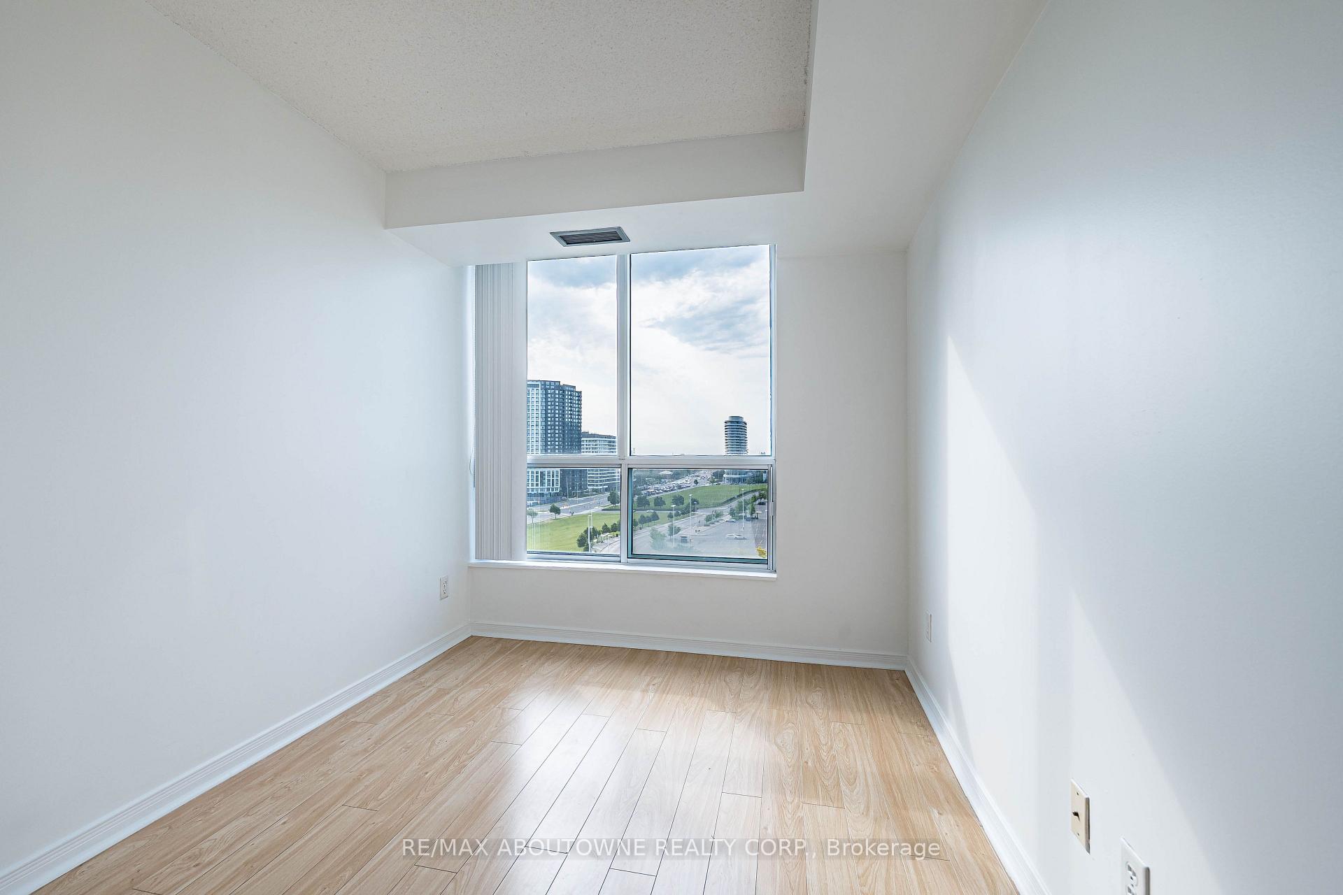 Photo 28 of Unit 1102, 2585 Erin Centre Boulevard, Mississauga, Central Erin Mills — HOMEH