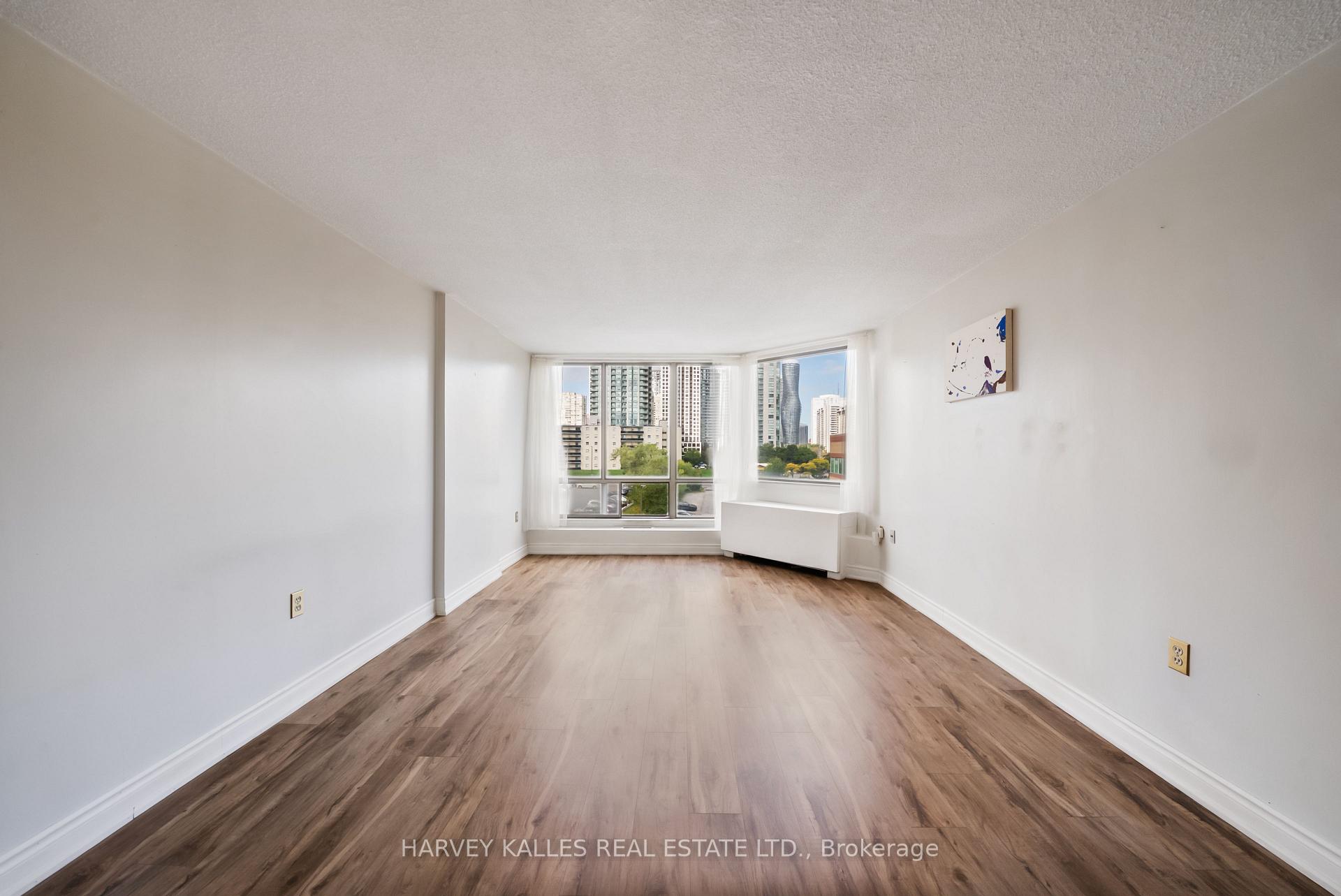 Photo 2 of Unit 505, 25 Fairview Road, Mississauga, Fairview — HOMEH