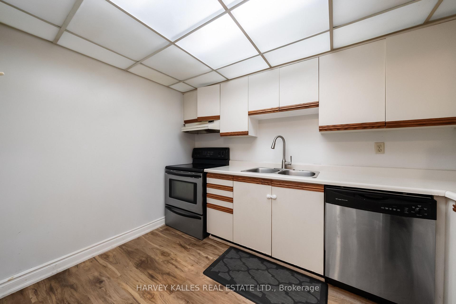 Photo 7 of Unit 505, 25 Fairview Road, Mississauga, Fairview — HOMEH