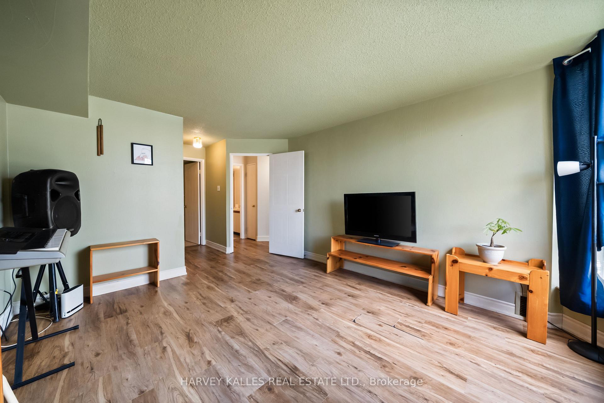 Photo 12 of Unit 505, 25 Fairview Road, Mississauga, Fairview — HOMEH