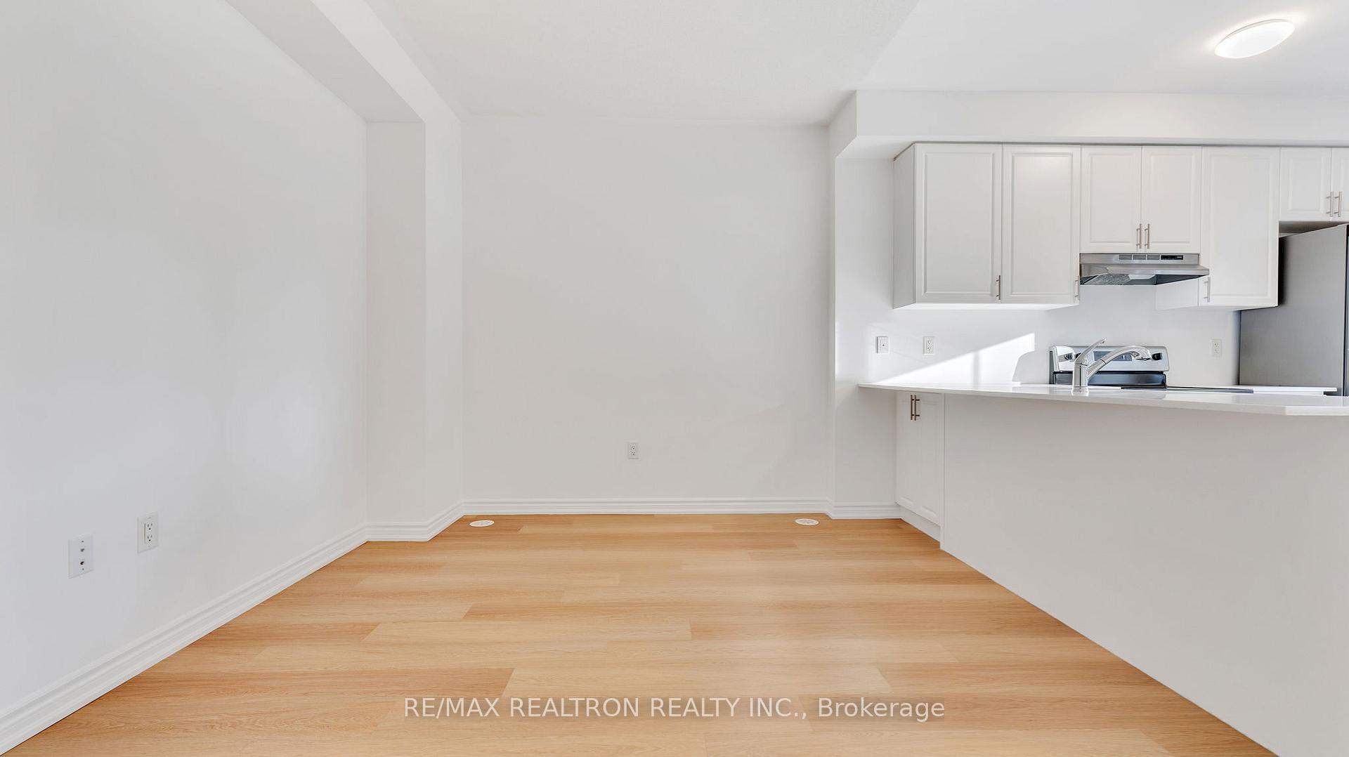 Photo 11 of Unit 4, 470 Beresford Path, Oshawa, Central — HOMEH