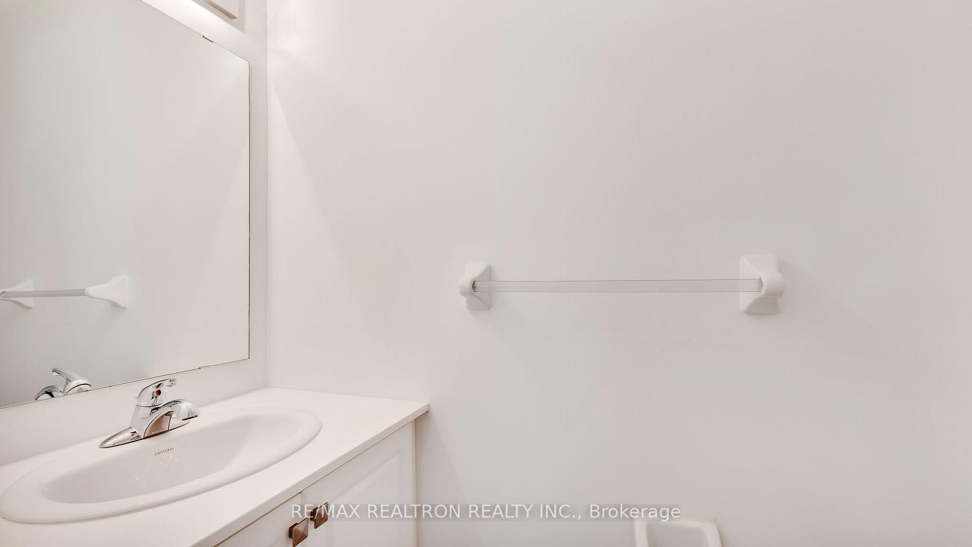 Photo 17 of Unit 4, 470 Beresford Path, Oshawa, Central — HOMEH