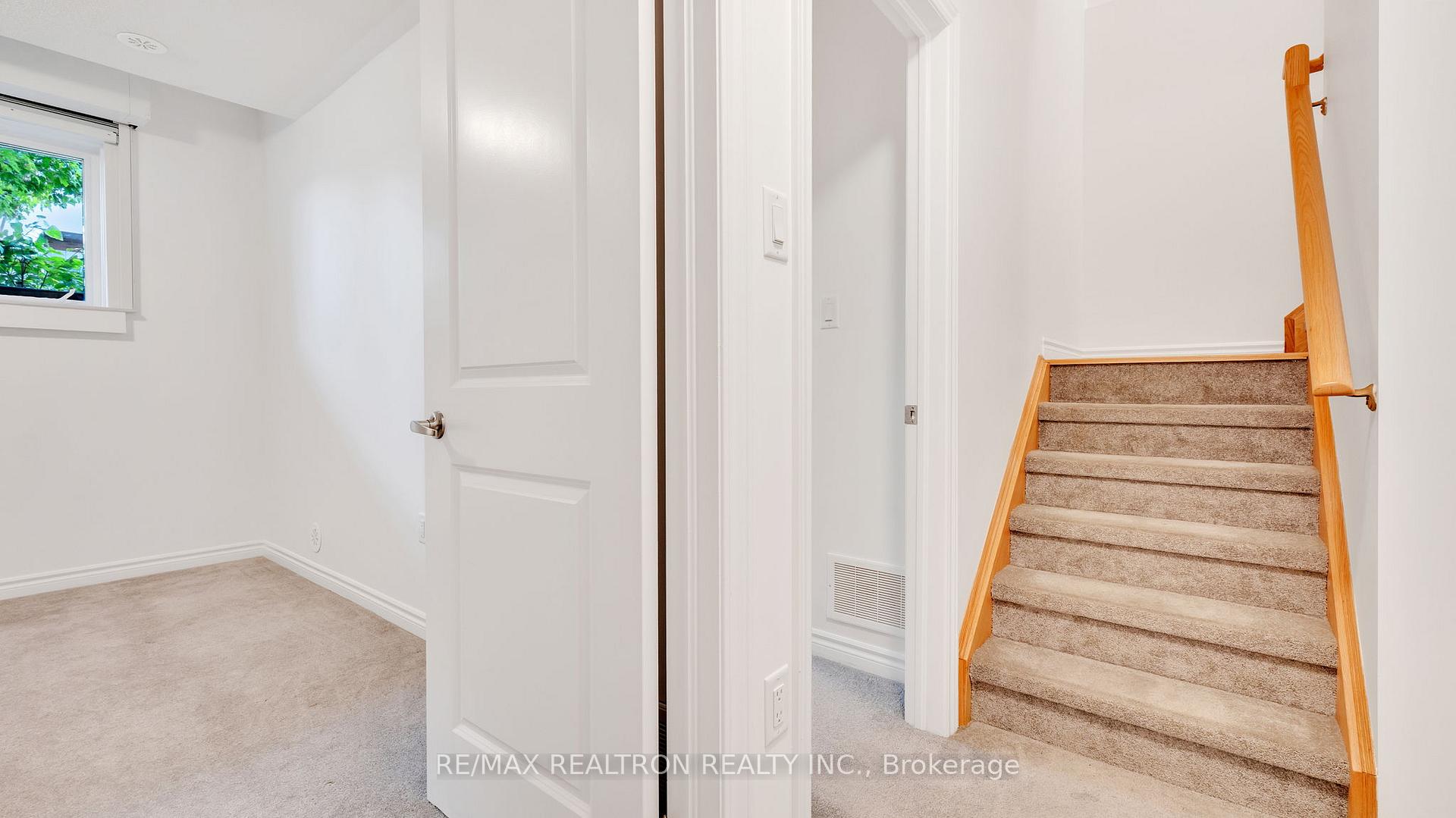 Photo 20 of Unit 4, 470 Beresford Path, Oshawa, Central — HOMEH