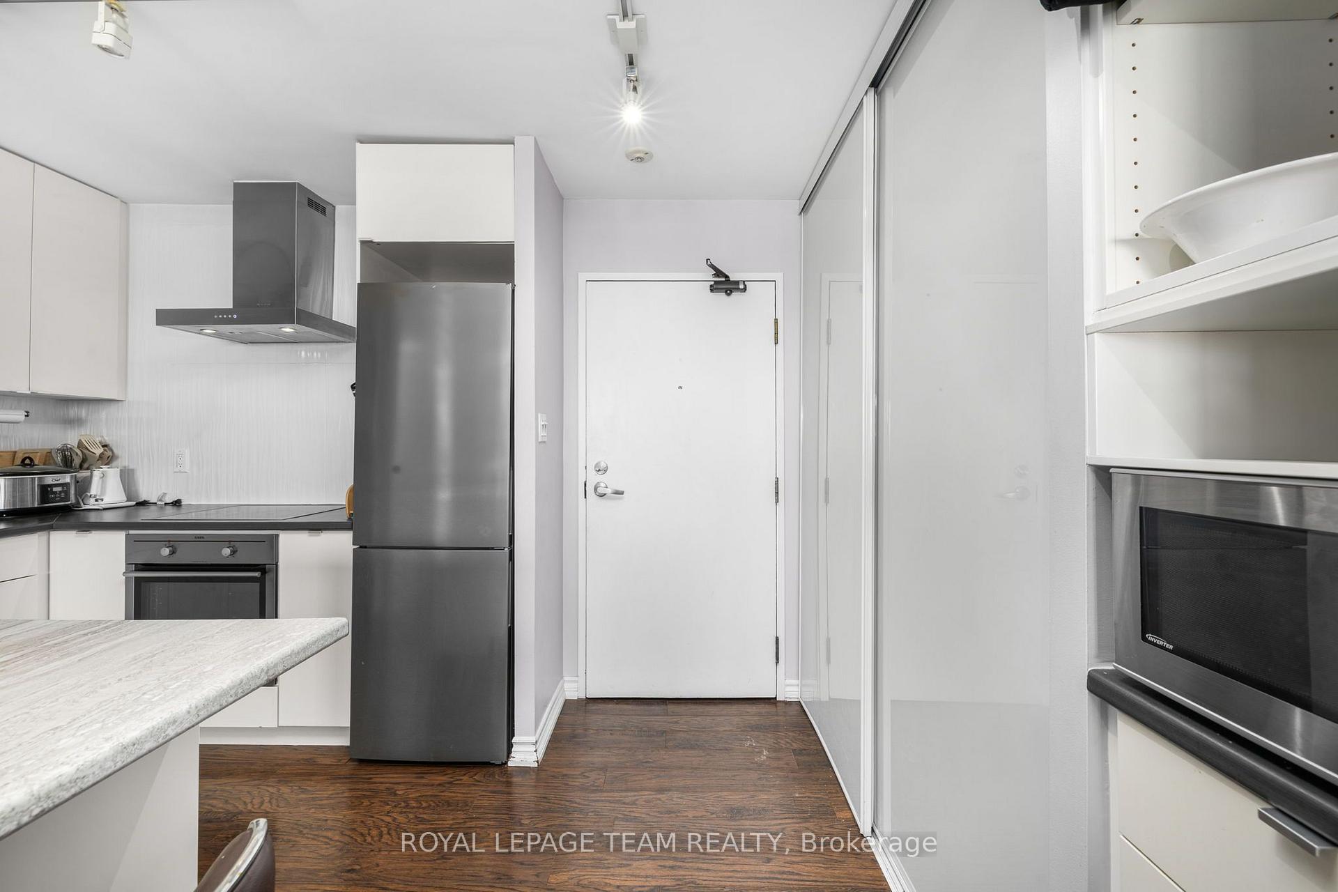 Photo 5 of Unit 1114, 40 Landry Street, Ottawa, Vanier — HOMEH