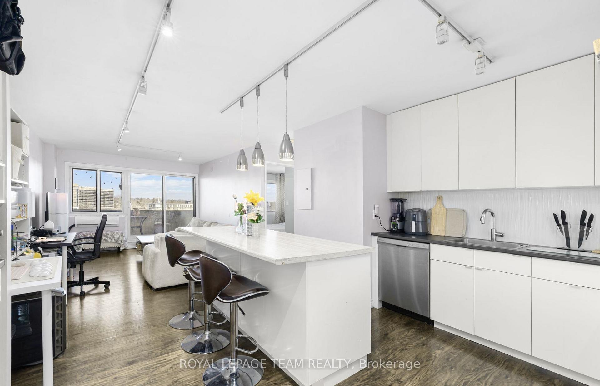 Photo 6 of Unit 1114, 40 Landry Street, Ottawa, Vanier — HOMEH