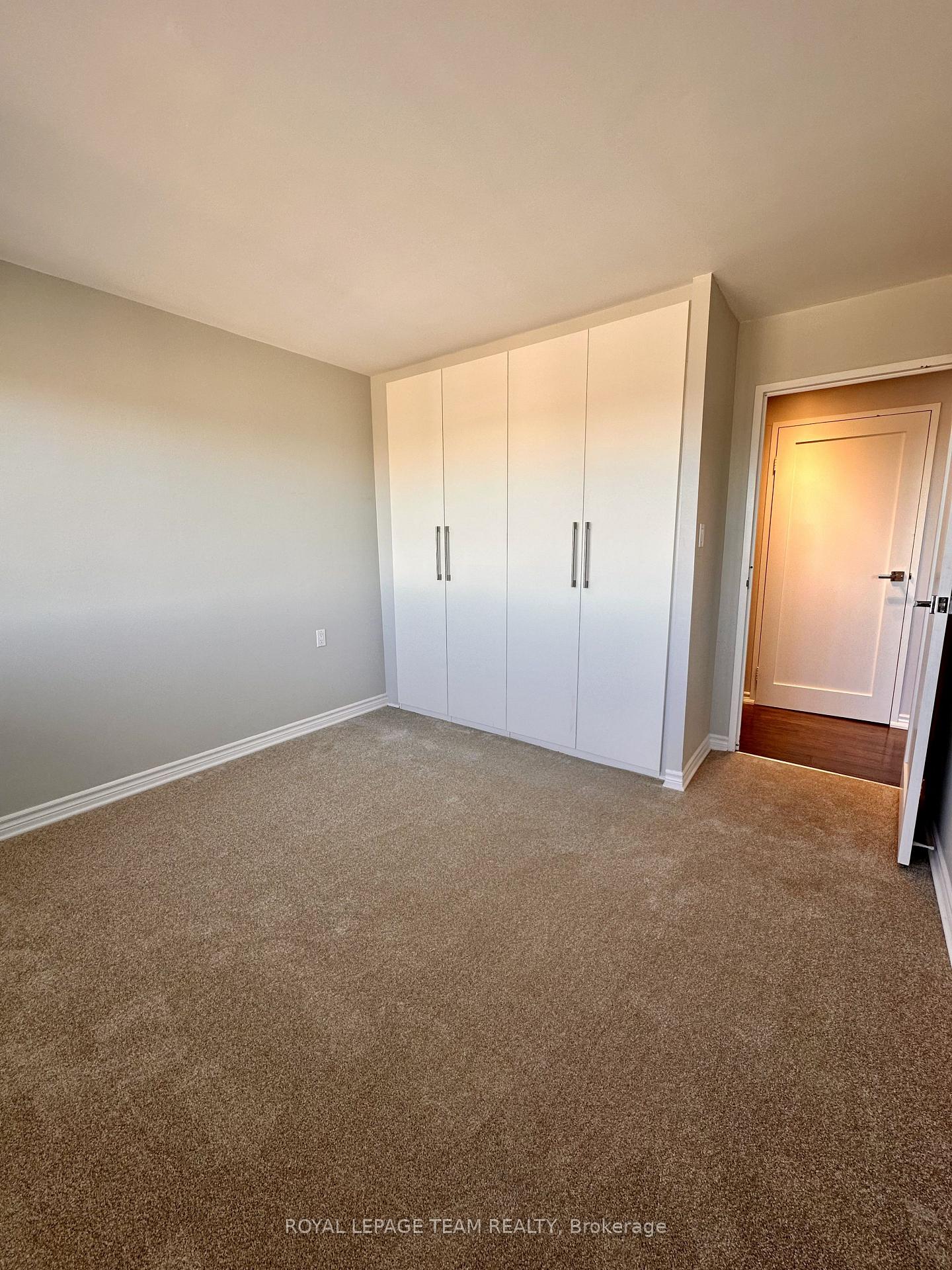 Photo 11 of Unit 1114, 40 Landry Street, Ottawa, Vanier — HOMEH