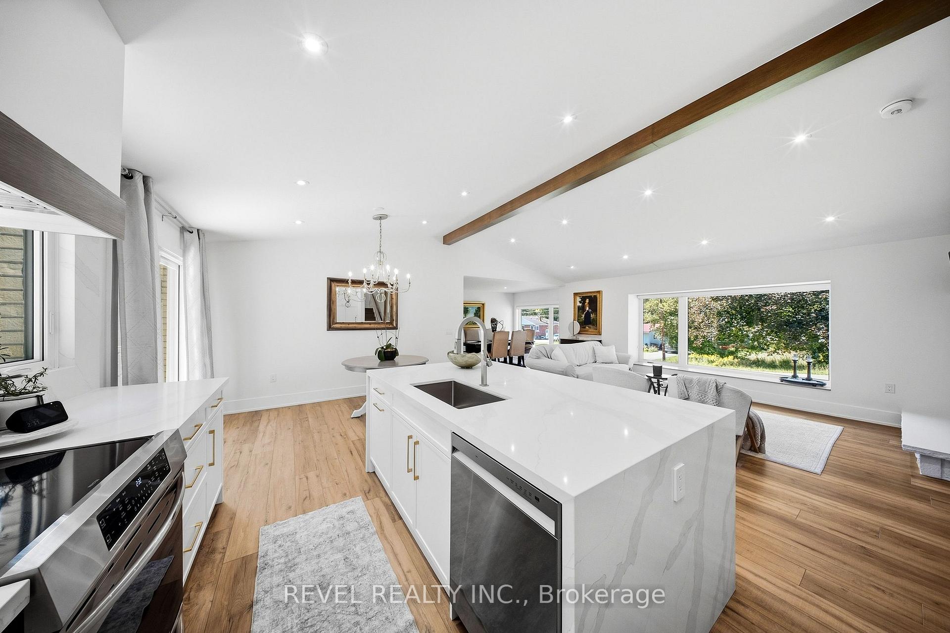 Photo 8 of 222 Albert Street, Caledon, Bolton East — HOMEH