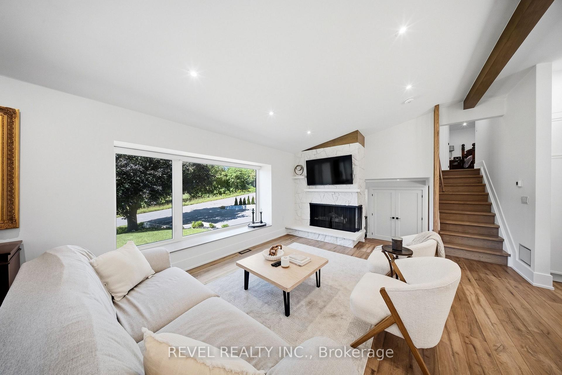 Photo 11 of 222 Albert Street, Caledon, Bolton East — HOMEH