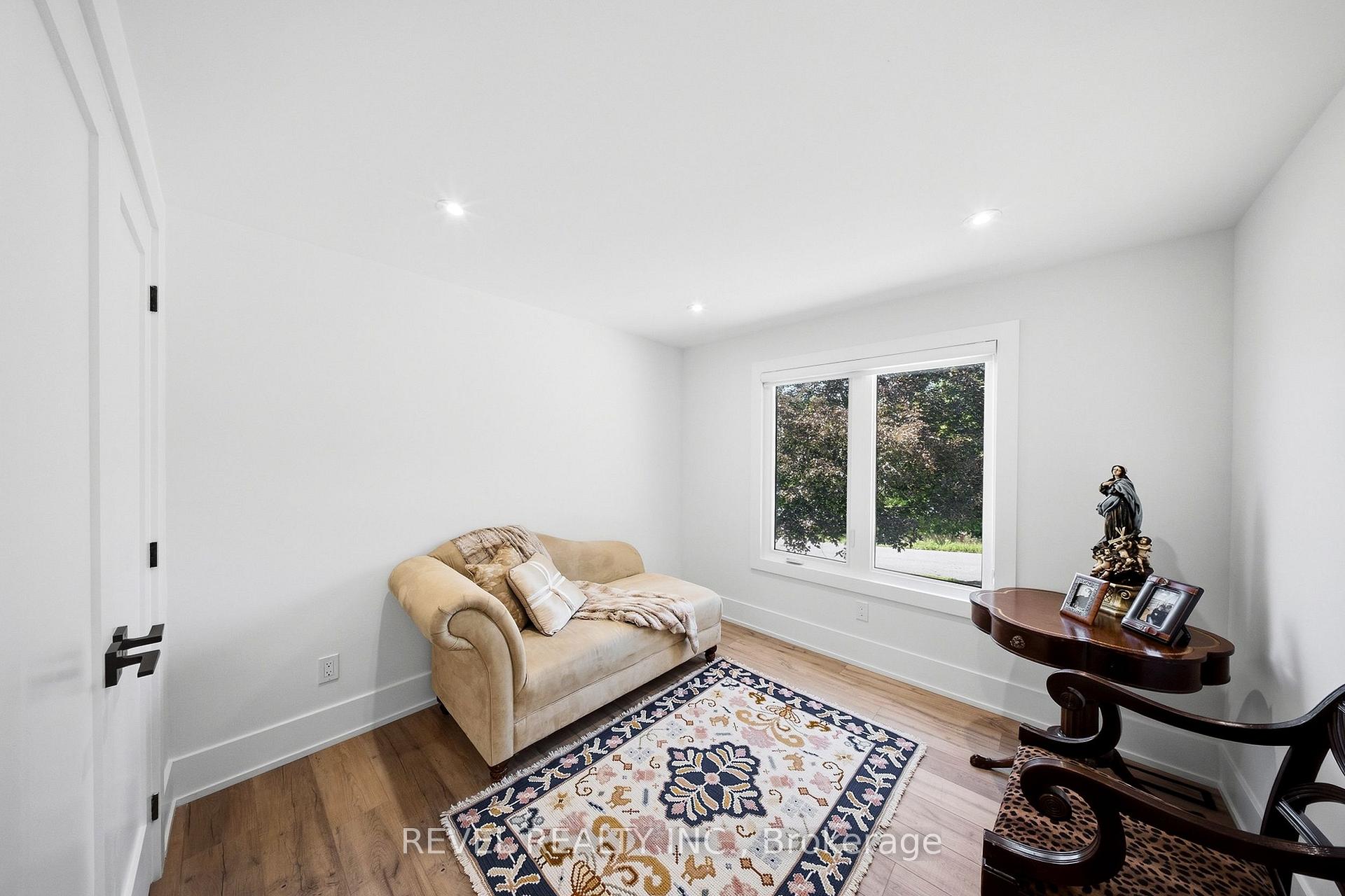 Photo 19 of 222 Albert Street, Caledon, Bolton East — HOMEH