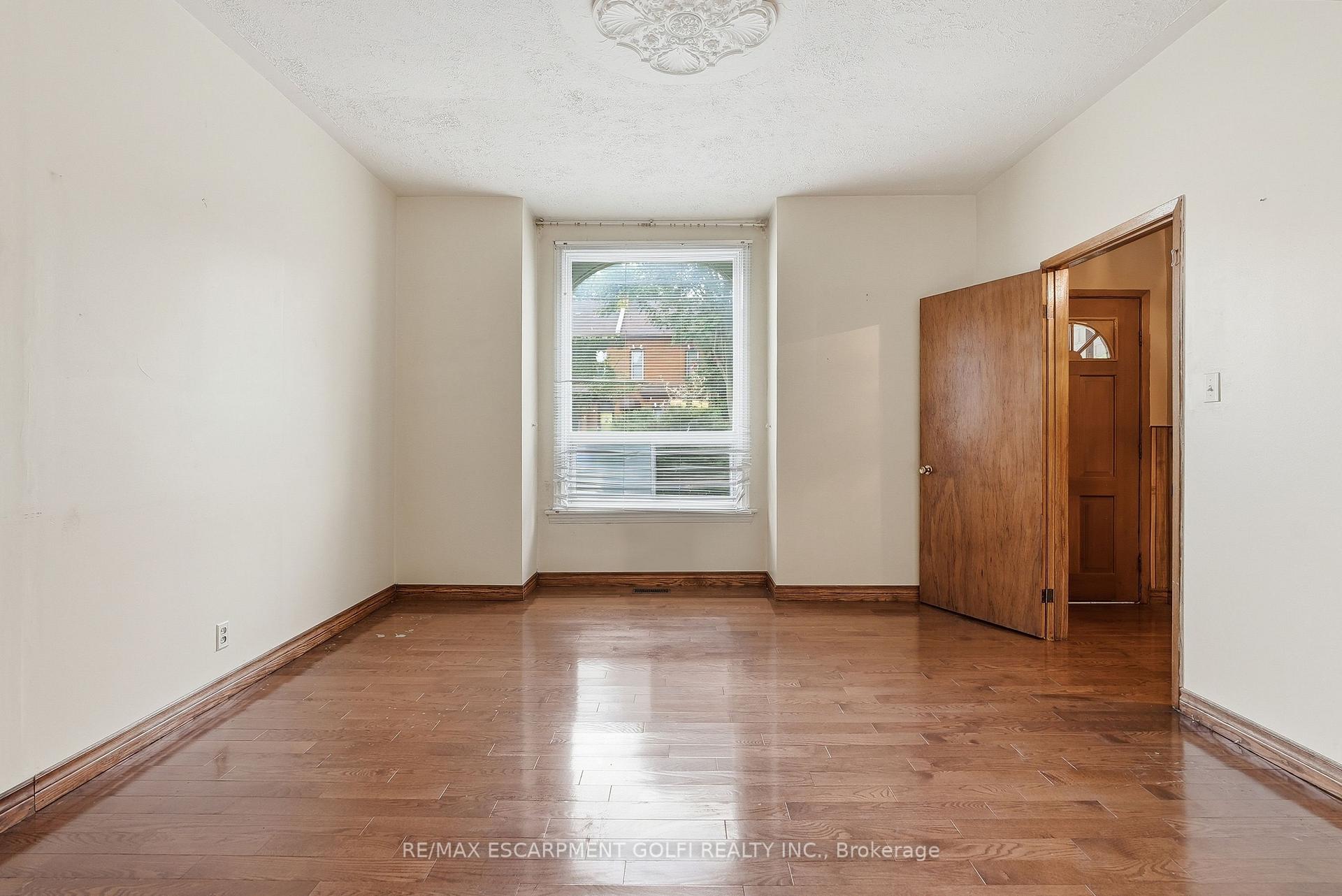 Photo 5 of 172 Market Street, Hamilton, Central — HOMEH