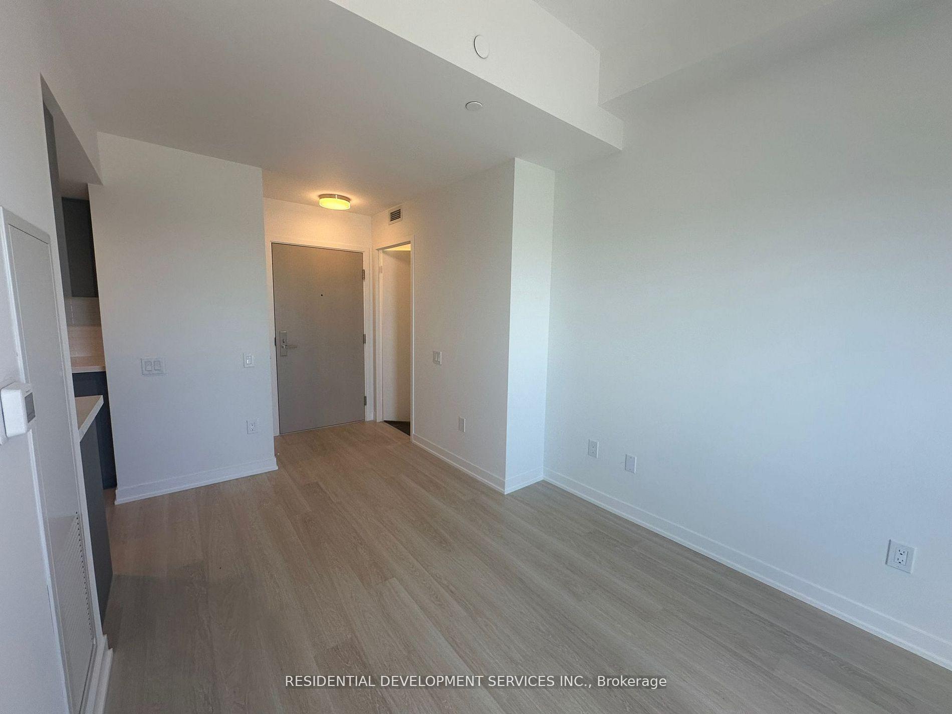 Photo 6 of Unit 1207, 500 Wilson Avenue, North York, Clanton Park — HOMEH