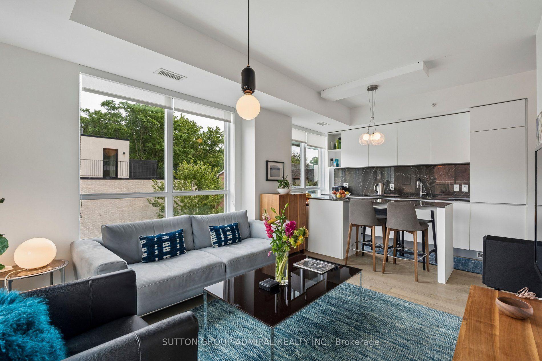 Photo 8 of Unit 408, 377 Madison Avenue, Toronto, Casa Loma — HOMEH