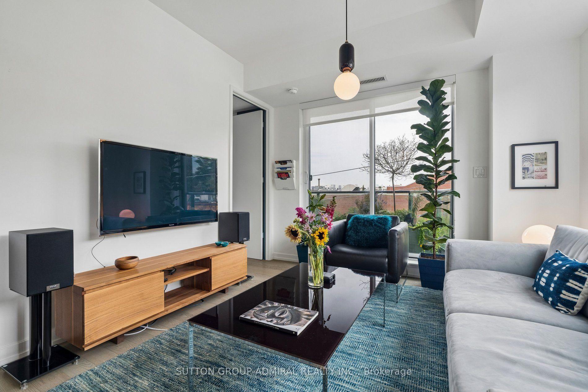 Photo 12 of Unit 408, 377 Madison Avenue, Toronto, Casa Loma — HOMEH