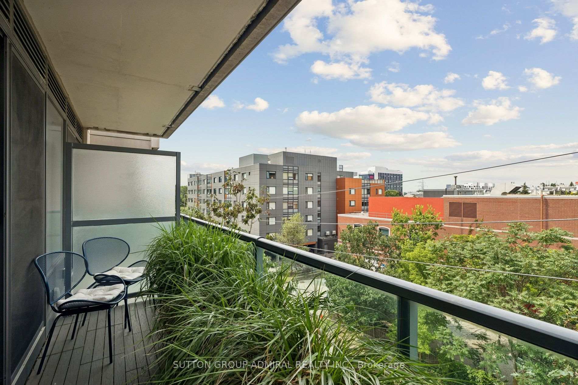 Photo 16 of Unit 408, 377 Madison Avenue, Toronto, Casa Loma — HOMEH