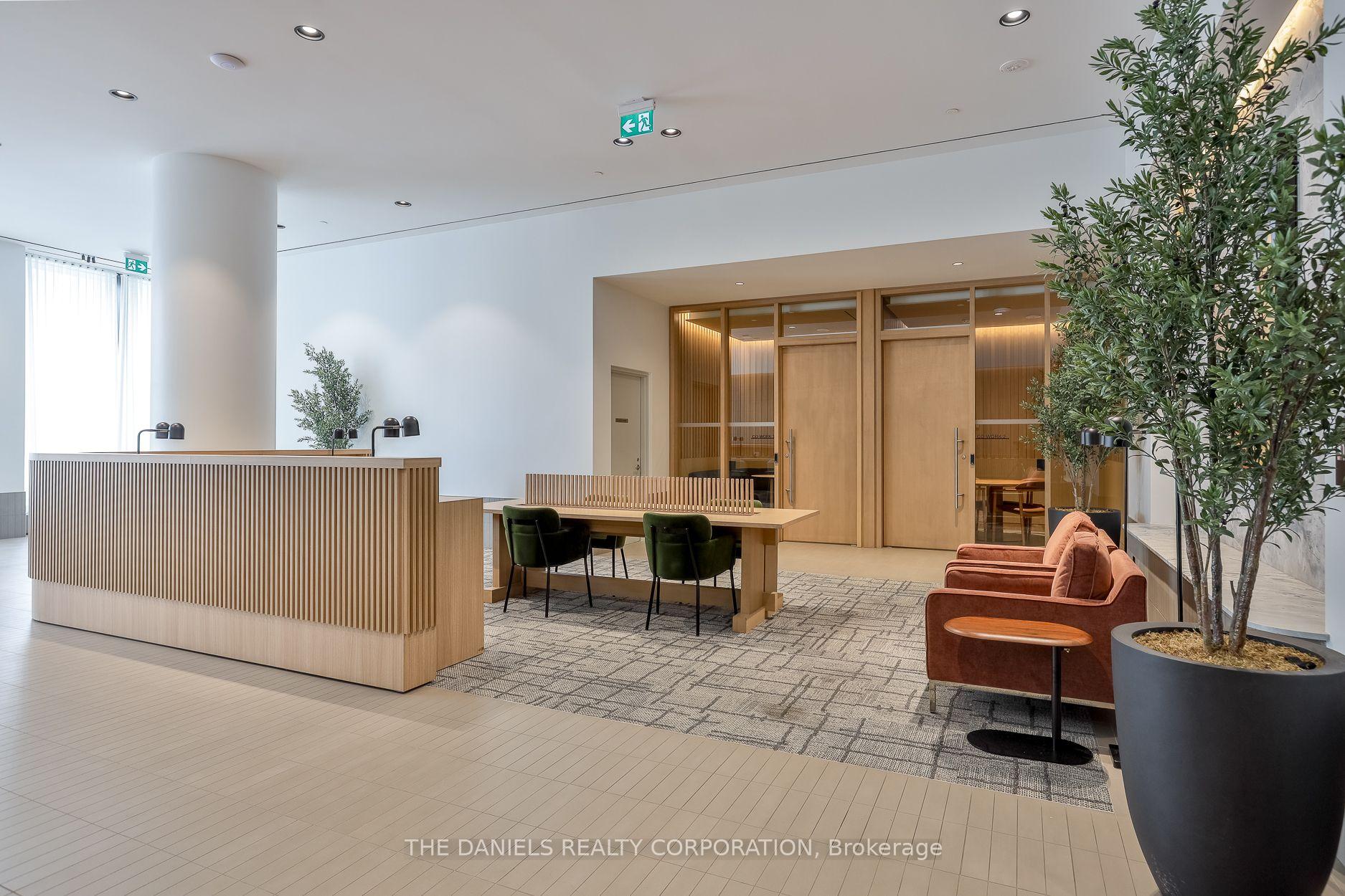 Photo 15 of Unit 4802, 395 Square One Drive, Mississauga, City Centre — HOMEH