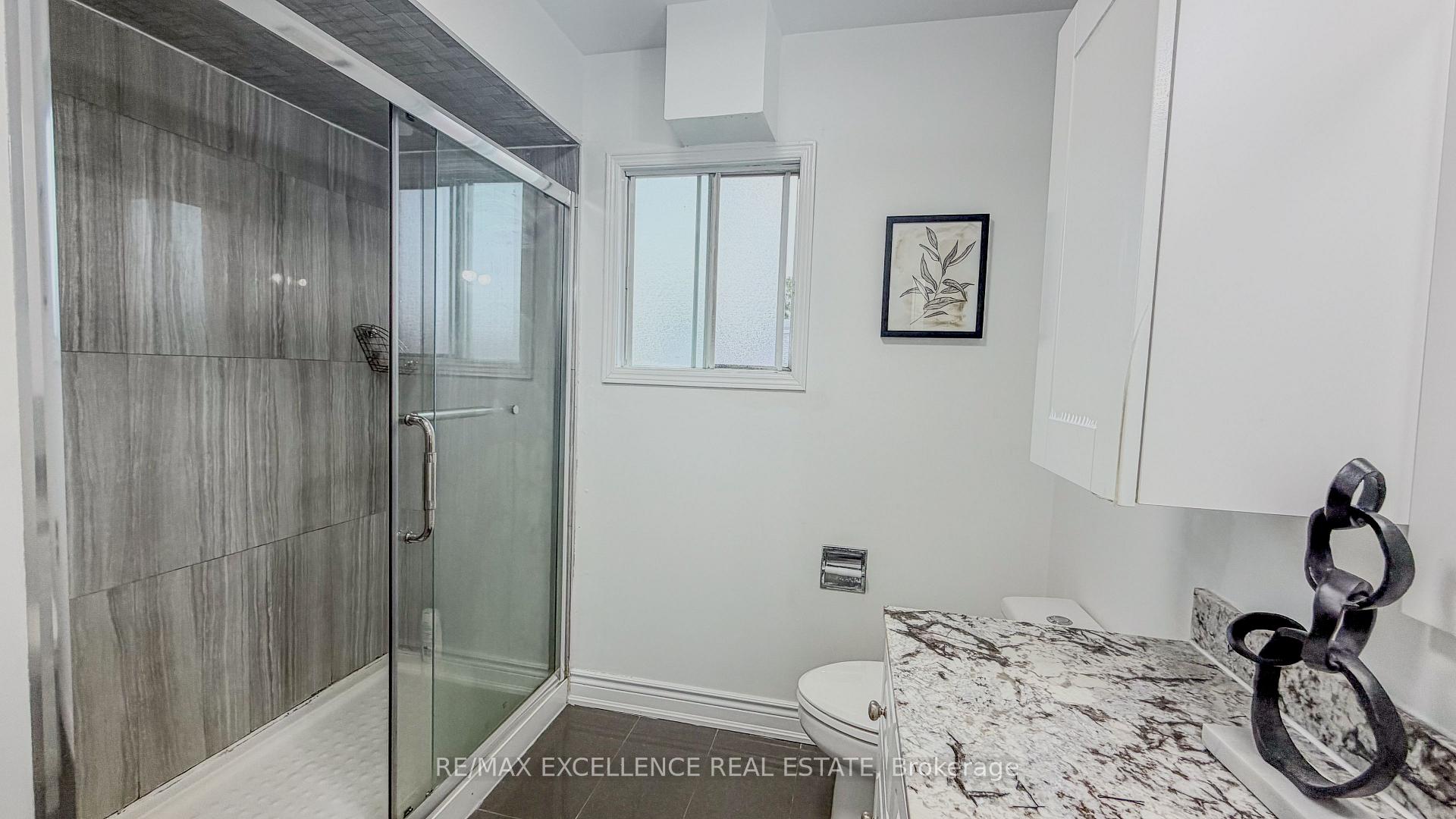 Photo 23 of 303 Hickory Circle, Oakville, Wedgewood Creek — HOMEH