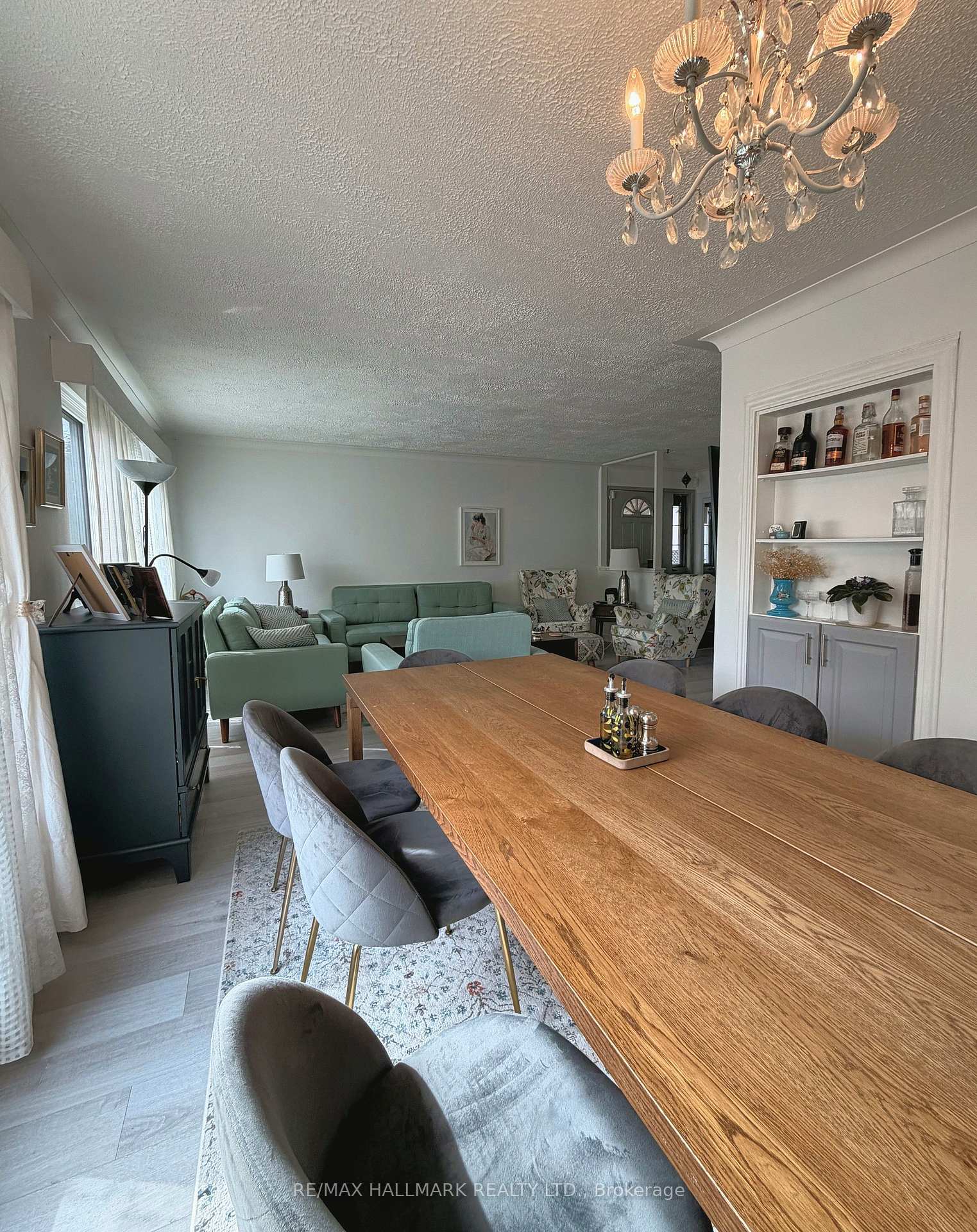 Photo 11 of 24 Sabine Road, Etobicoke, Eringate-Centennial-West Deane — HOMEH