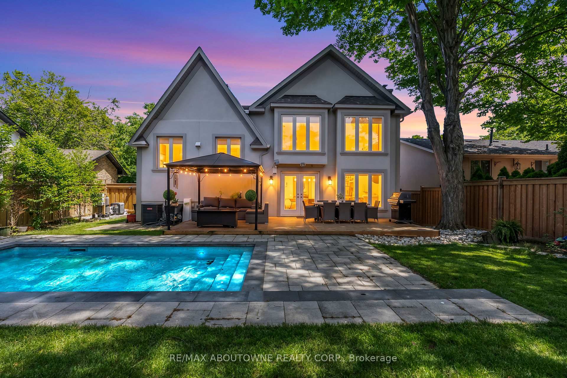 Photo 2 of 428 Brookmill Road, Oakville, Ford — HOMEH