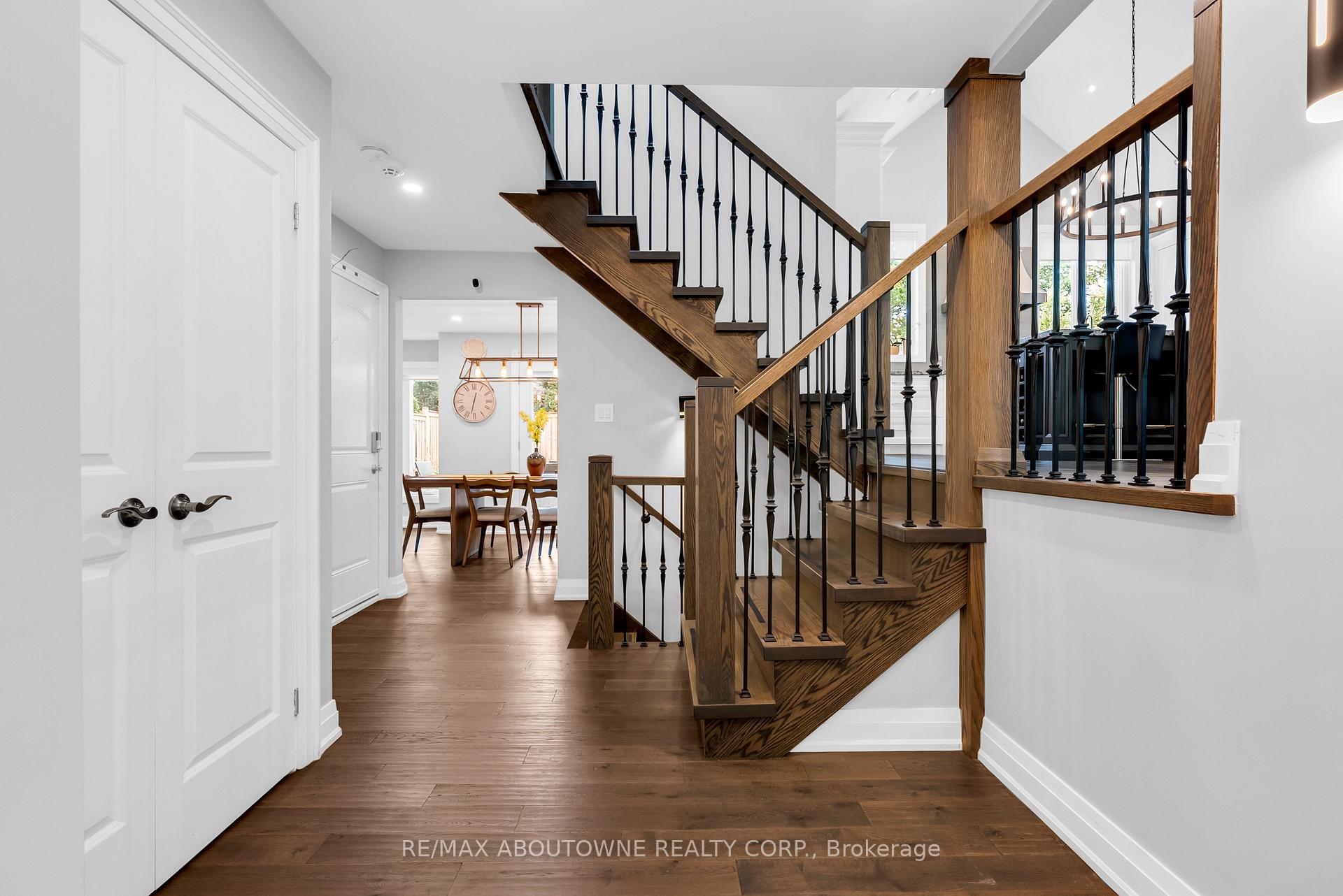 Photo 7 of 428 Brookmill Road, Oakville, Ford — HOMEH