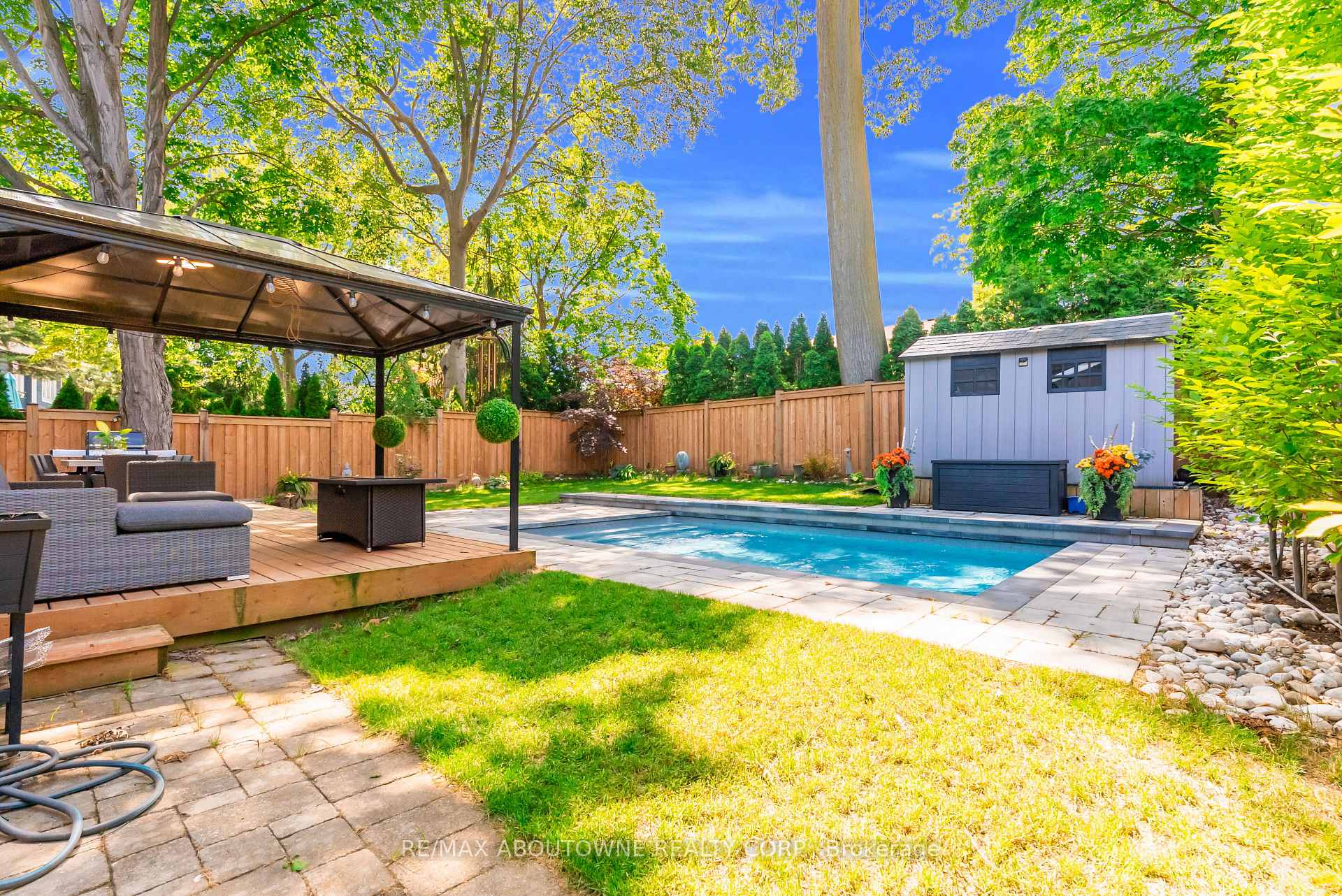 Photo 37 of 428 Brookmill Road, Oakville, Ford — HOMEH