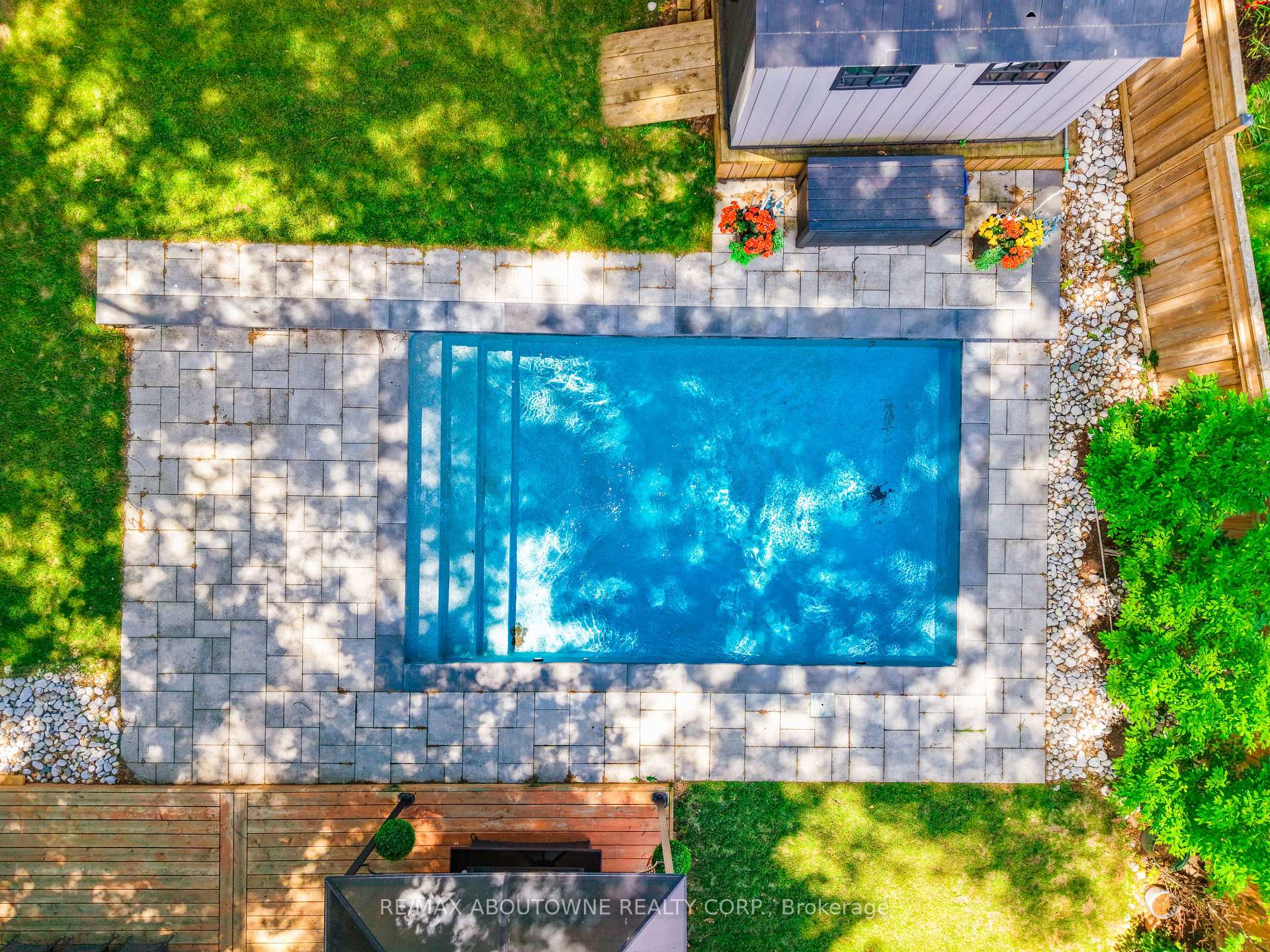 Photo 43 of 428 Brookmill Road, Oakville, Ford — HOMEH