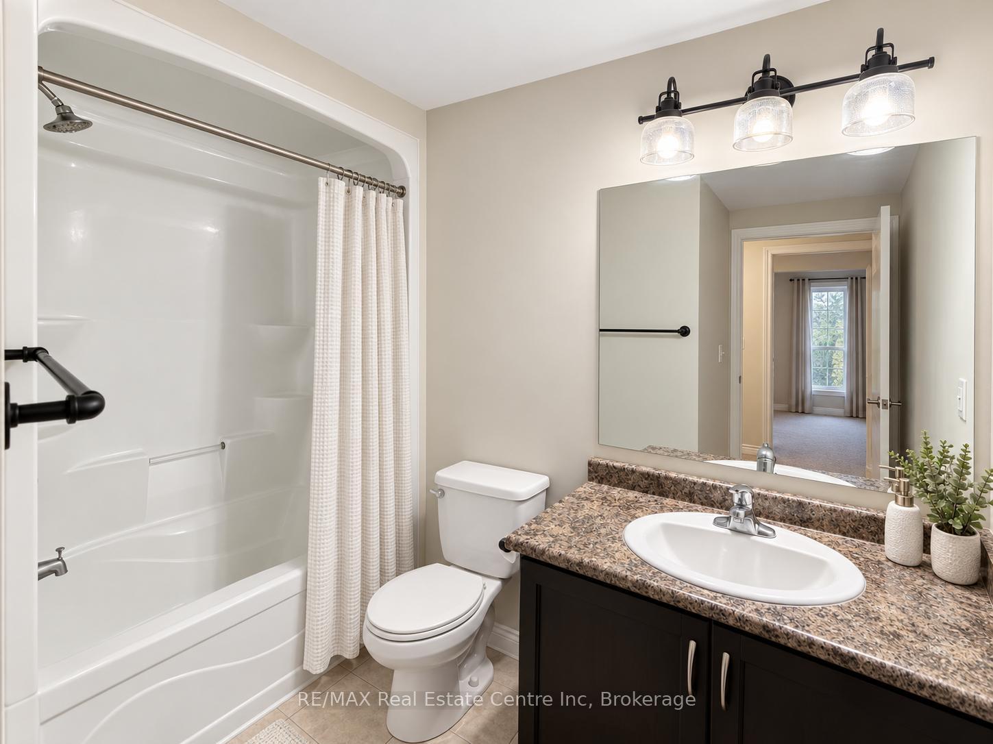 Photo 5 of Unit 303, 67 Kingsbury Square, Guelph, Pineridge/Westminster Woods — HOMEH